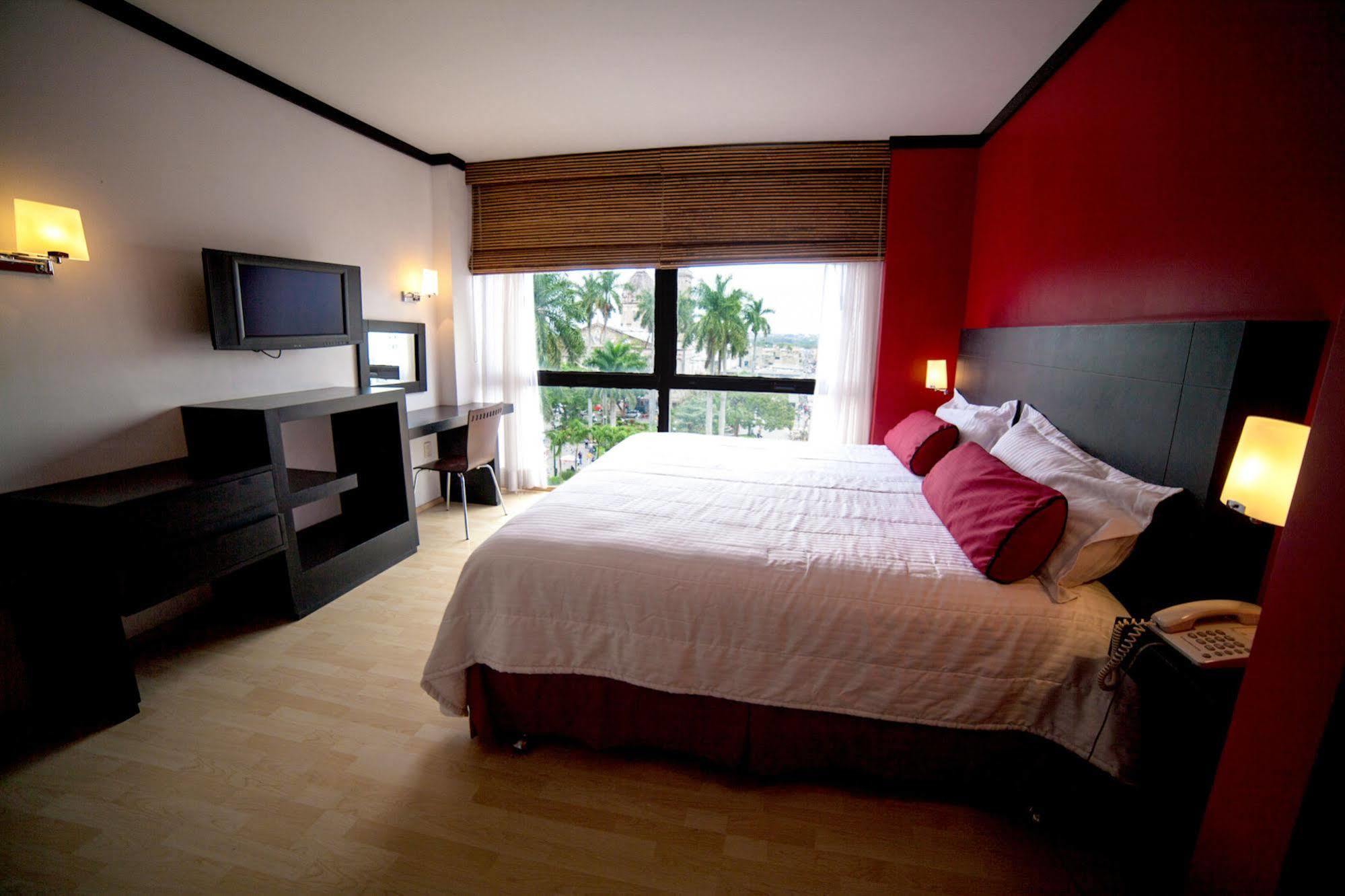 Inglaterra Hotel 4*