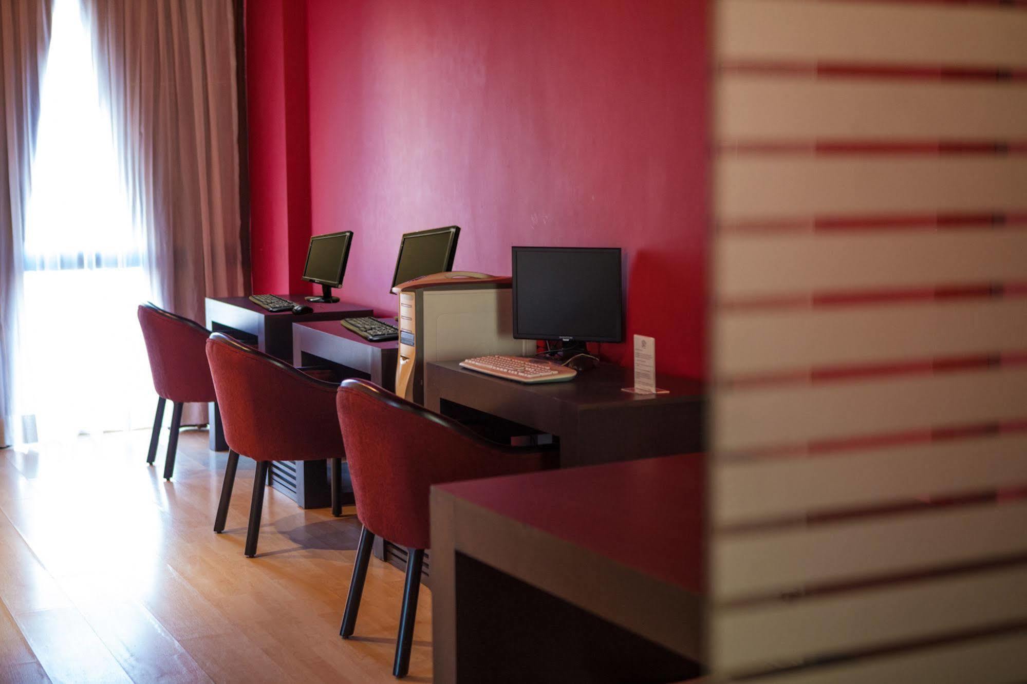 Inglaterra Hotel 4*