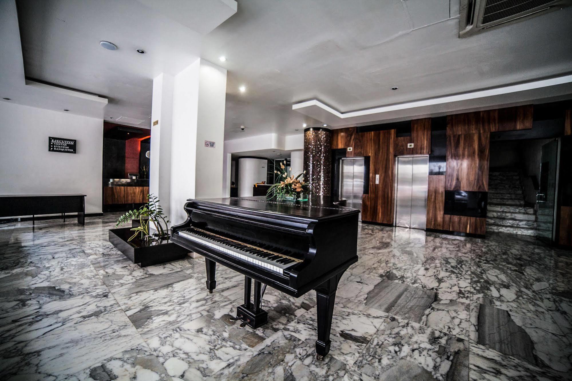 Inglaterra Hotel Tampico