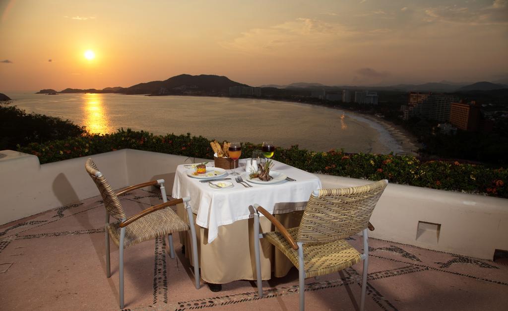 Pacifica Ixtapa Hotel