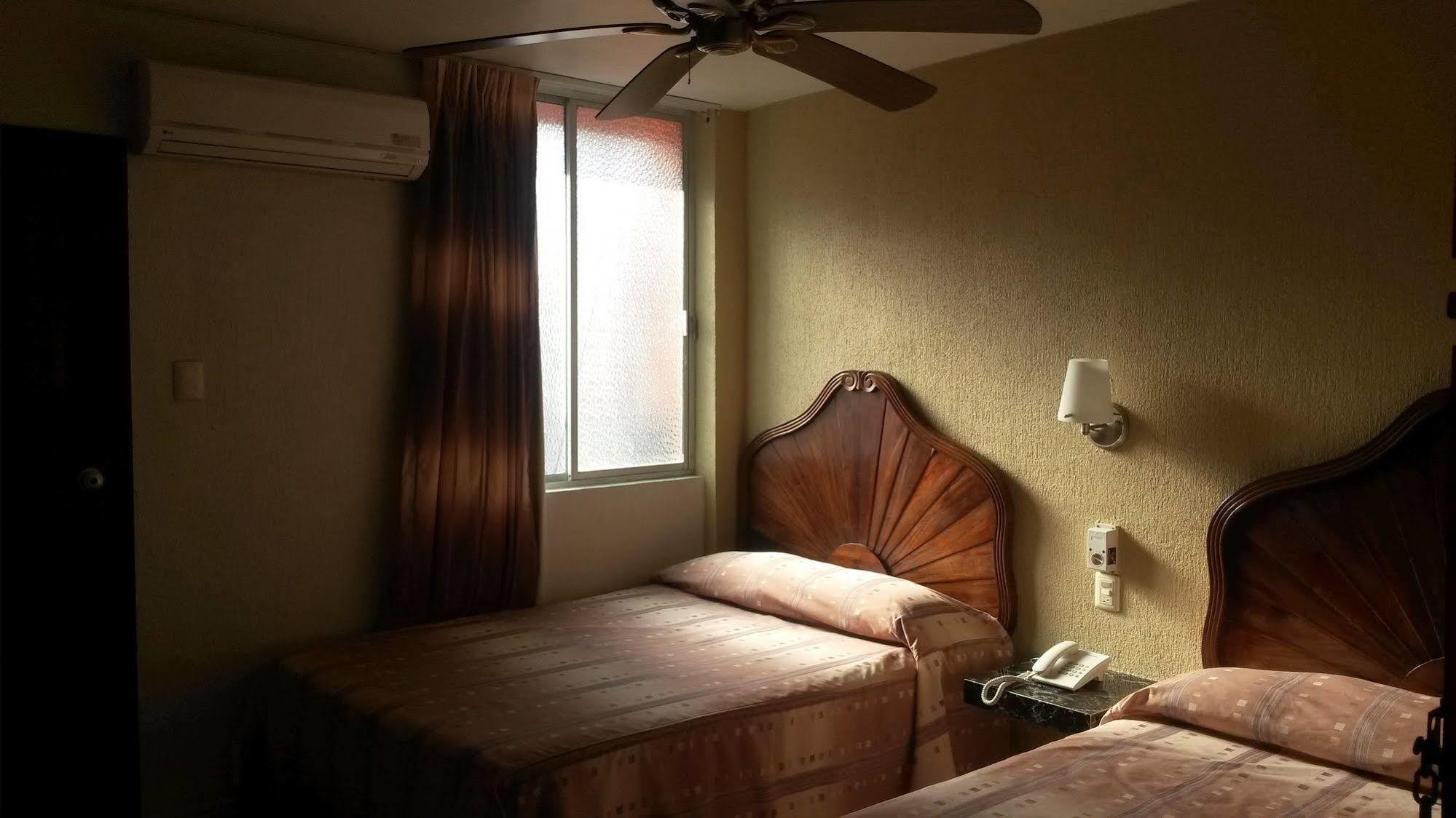 Hotel California 4*