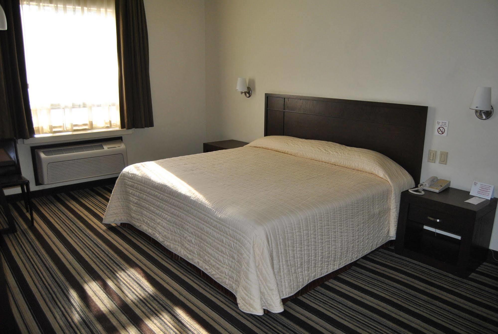 Hotel Alameda Express 4*