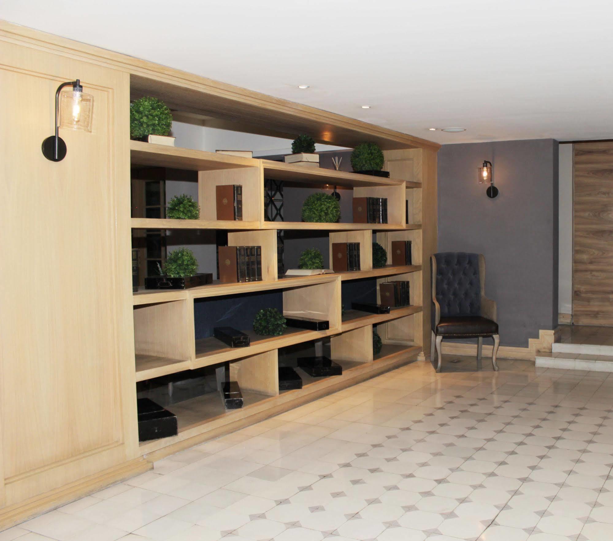 Hotel Plaza Revolucion 4*