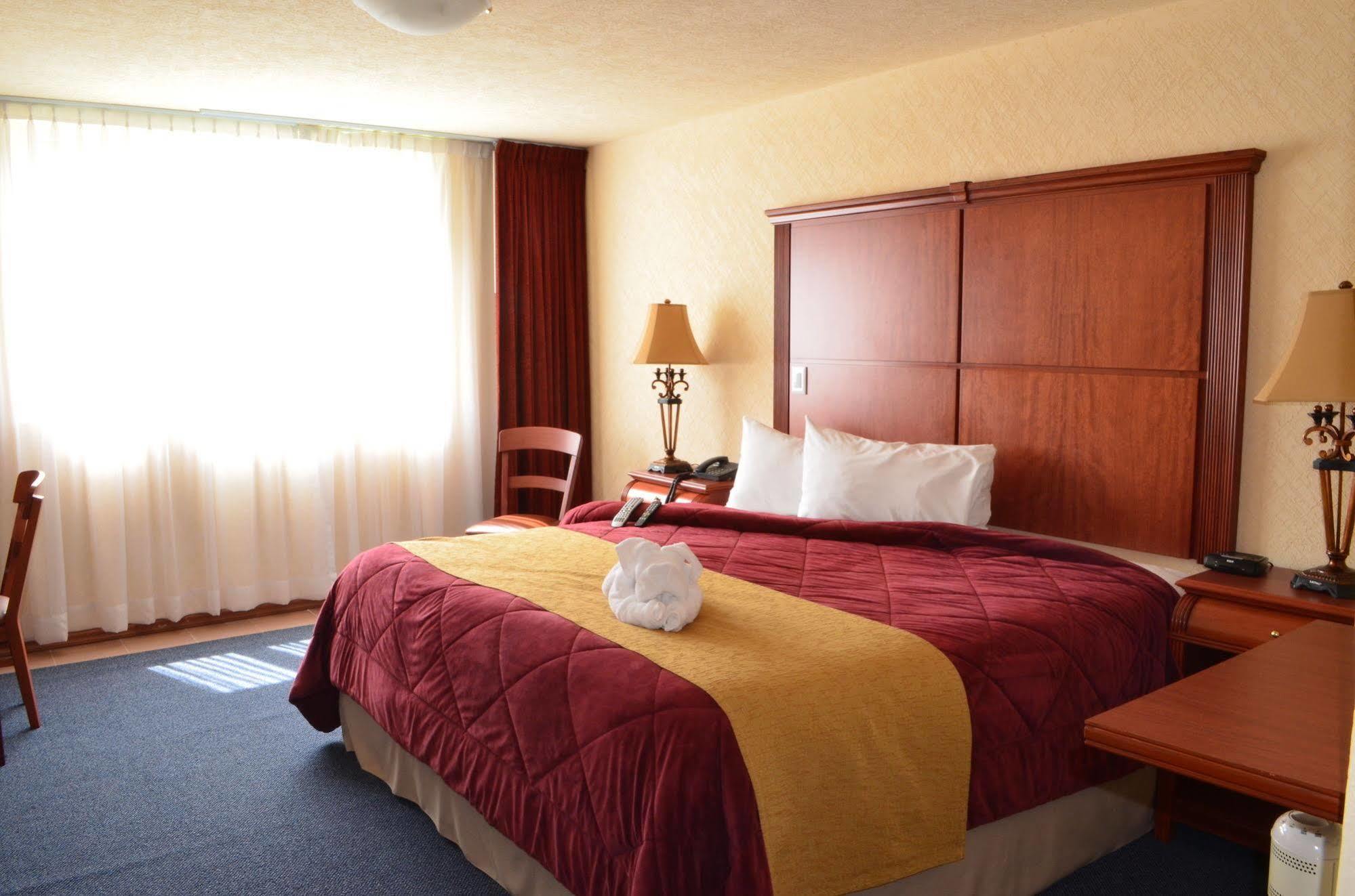 Hotel Howard Johnson By Wyndham 3*