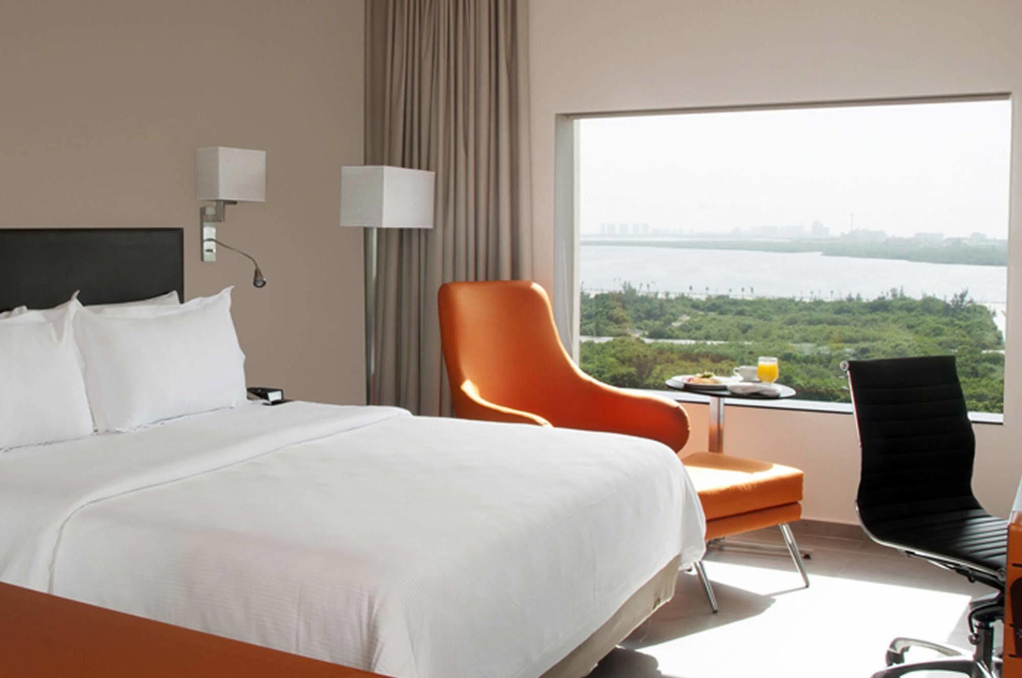 Hotel Fiesta Americas Cancun