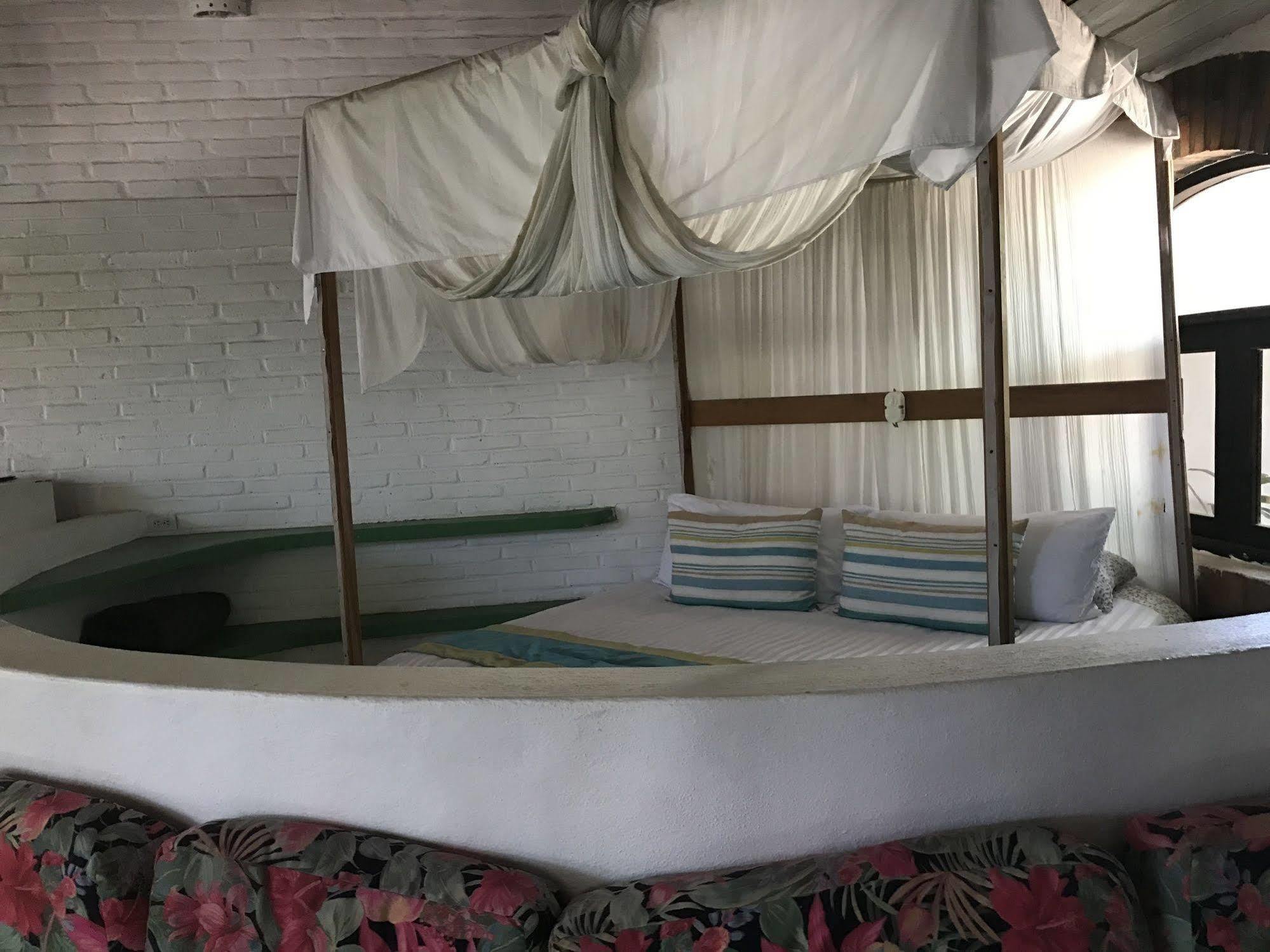Beach House Guest house 3*