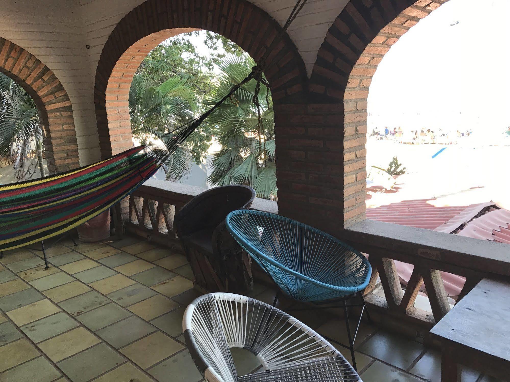 Guest house Beach House 3*