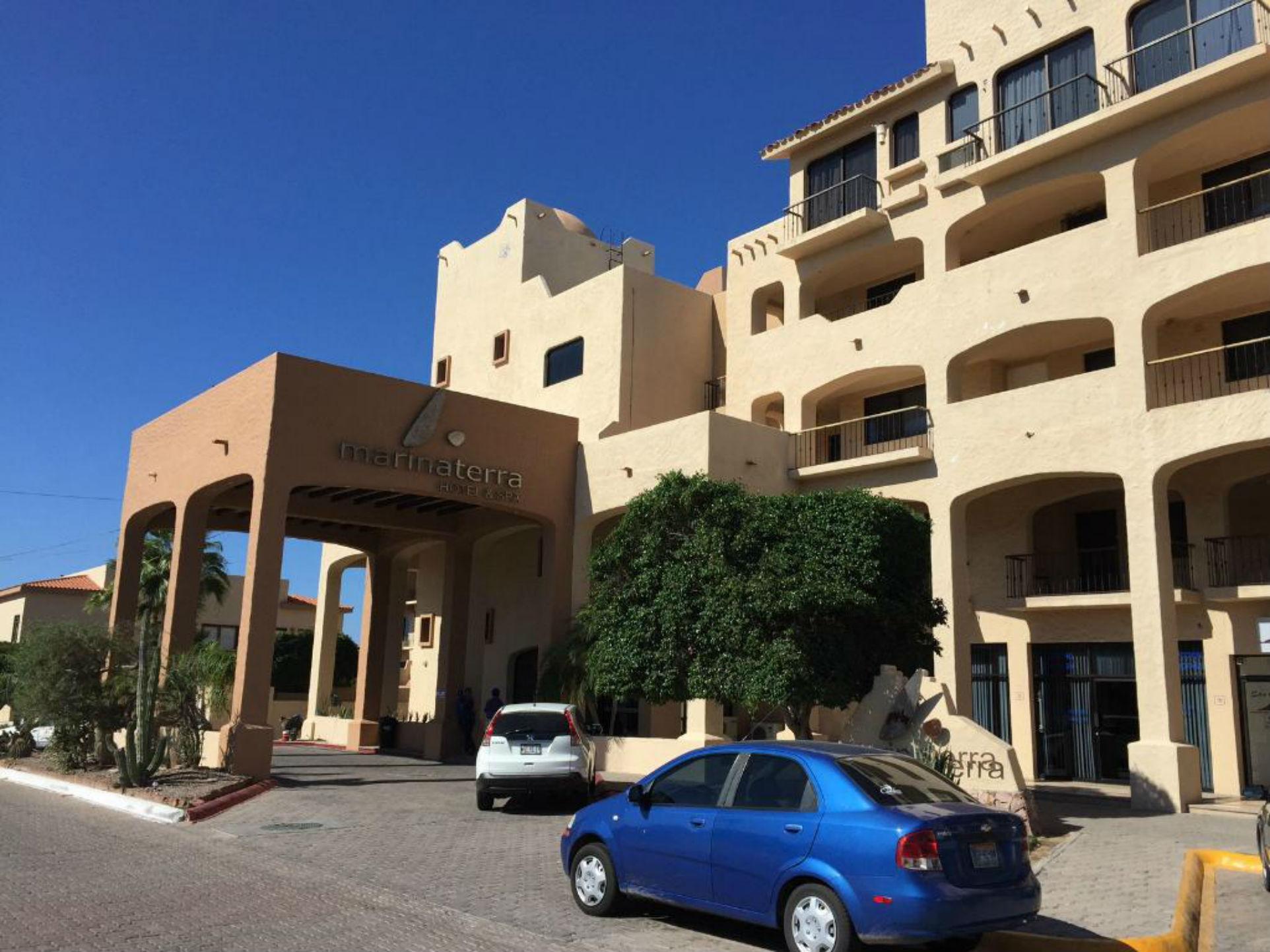 Marinaterra & Hotel 4*