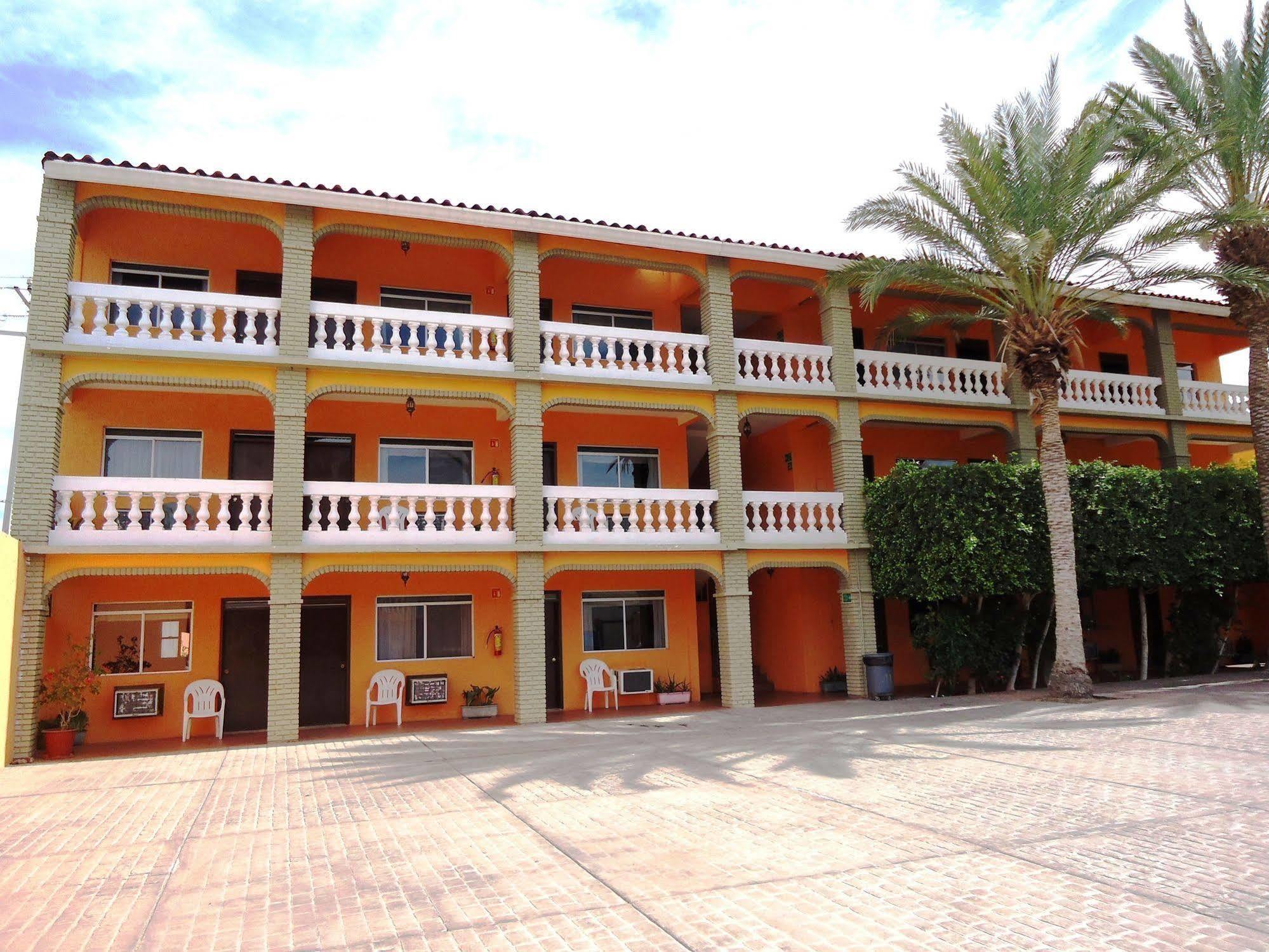 La Hacienda De La Langosta Roja 3*