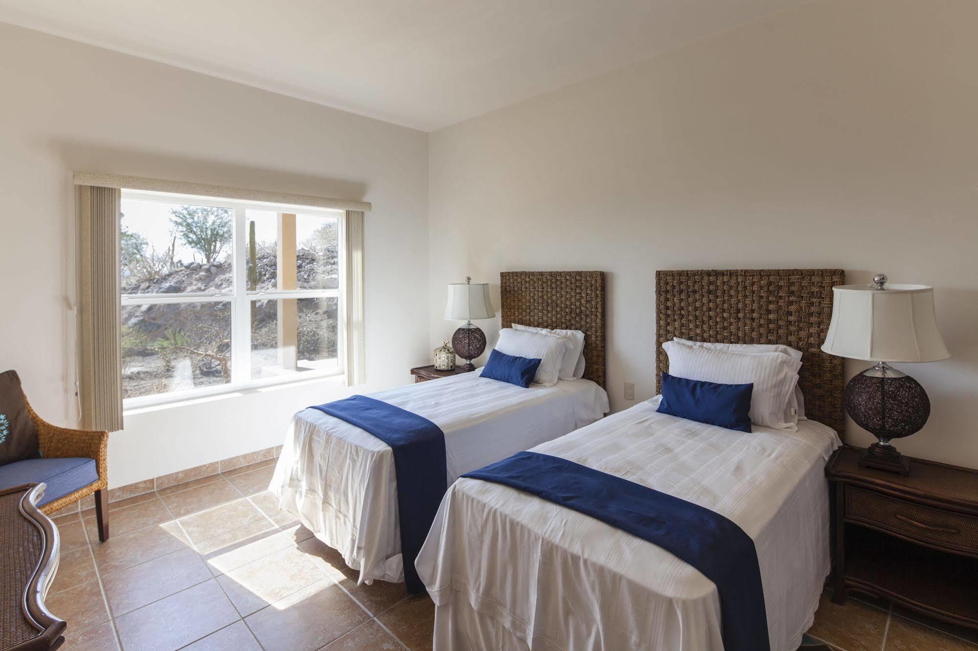 Colinas Costabaja Townhomes Villa *