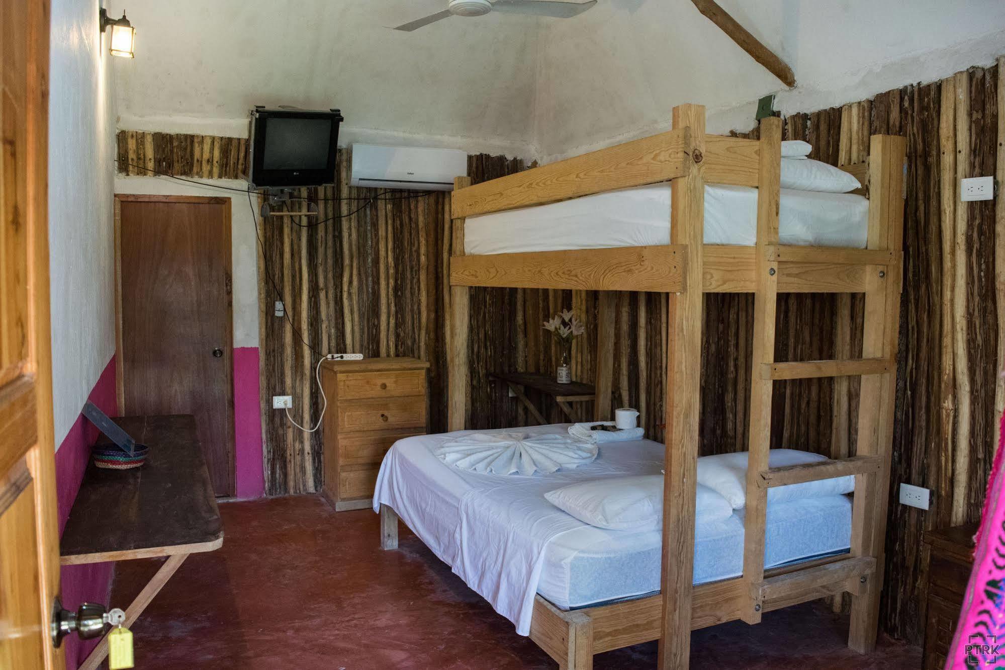 Hotel Casa Maya