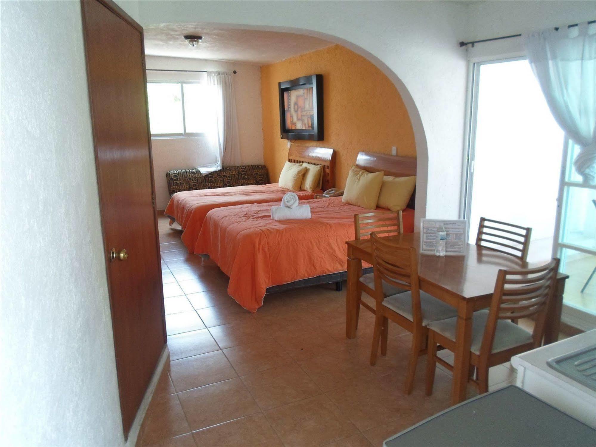 Chipitlan Hotel 3*