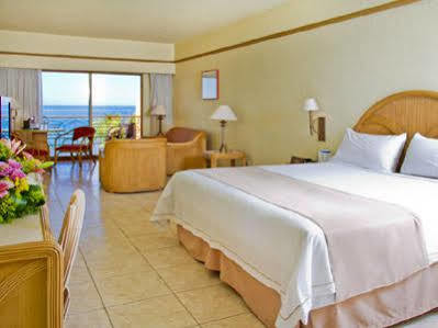 Hotel San Carlos Plaza & 4*