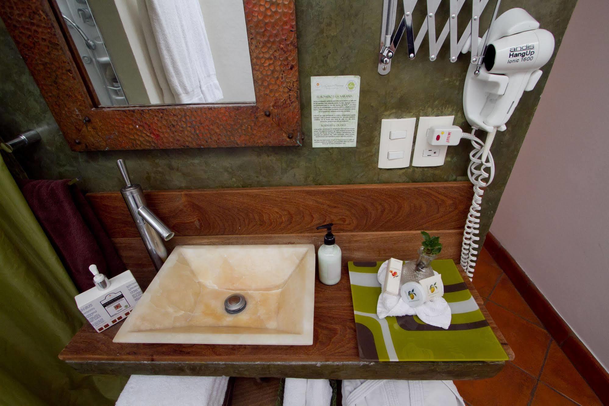 La Casa Del Naranjo Boutique Bed & Breakfast 4*