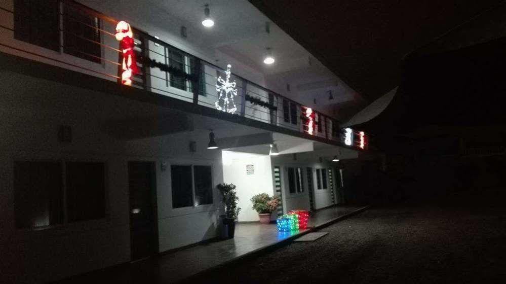 & Mo Sak Tapachula