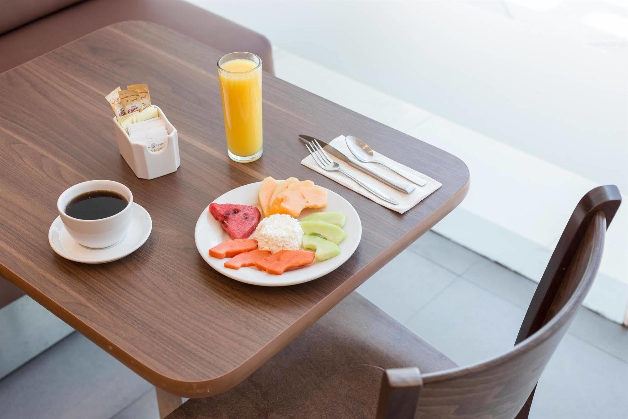 Wyndham Garden Celaya 5*