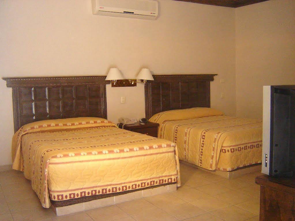 Hotel Go