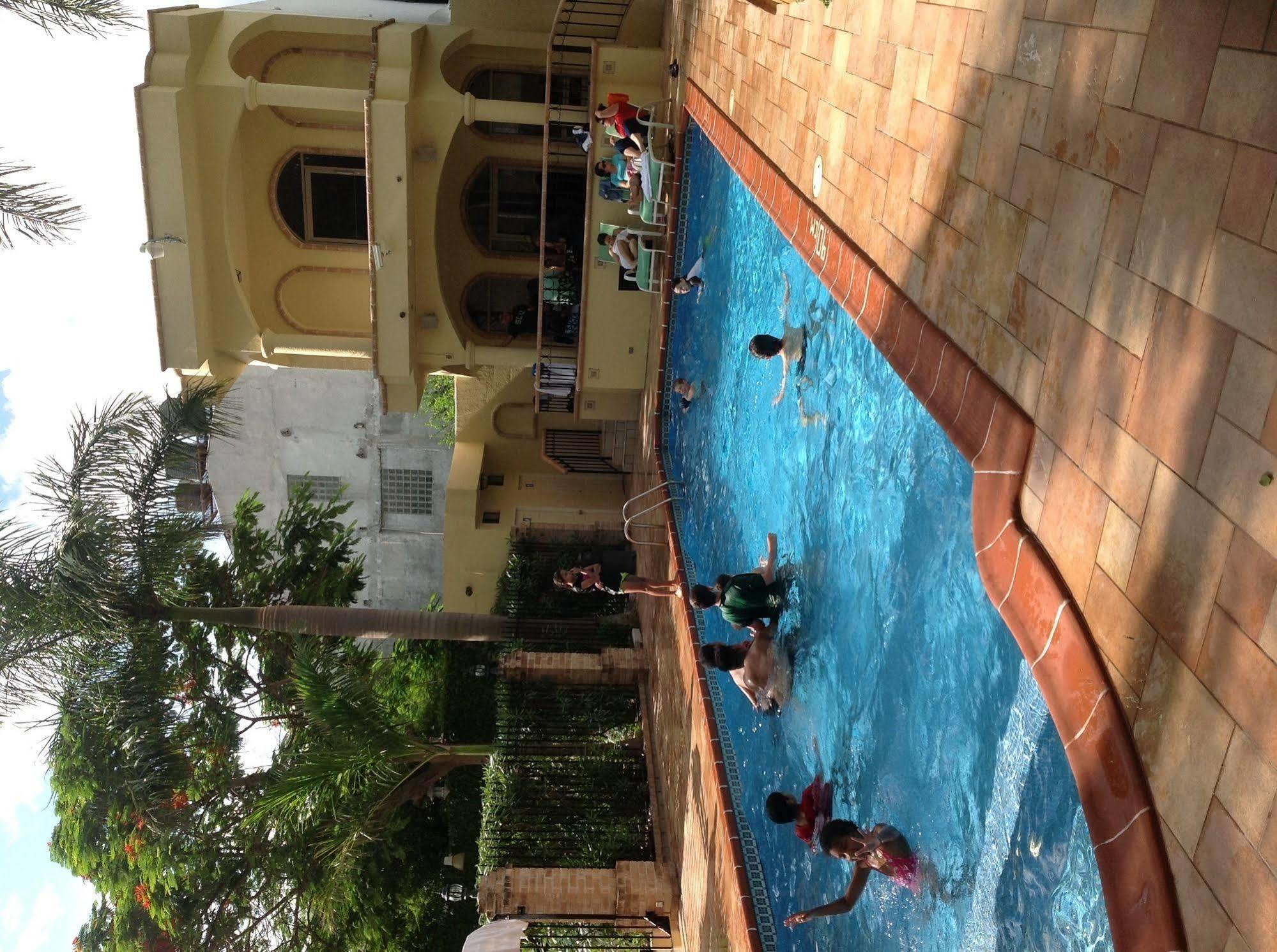 Western Plaza