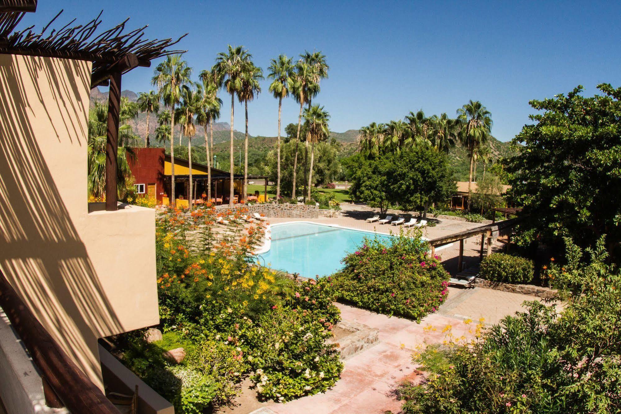 Tripui Hotel Puerto Escondido (Baja California Sur)