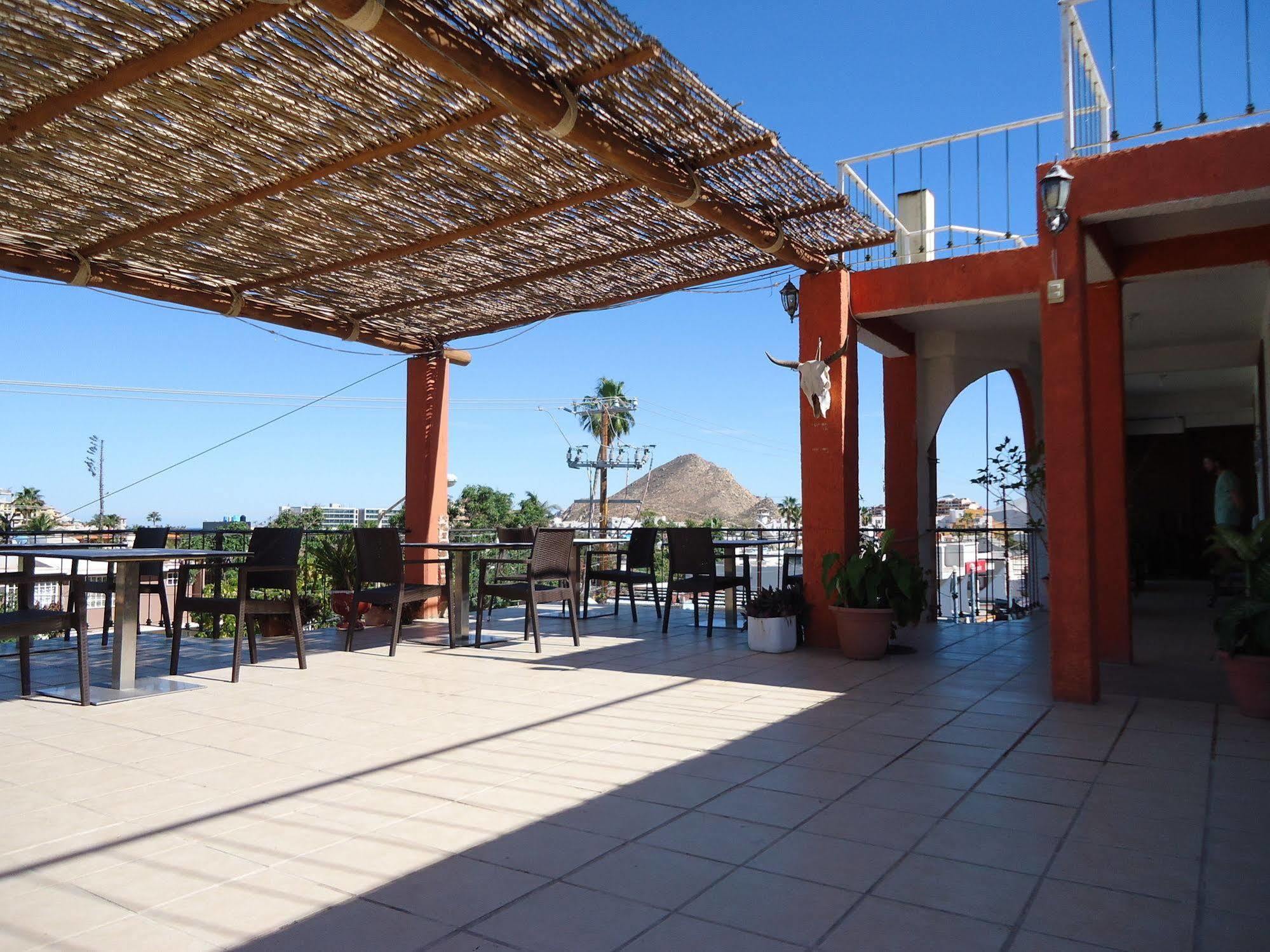 Baja Cabo Hotel 3*