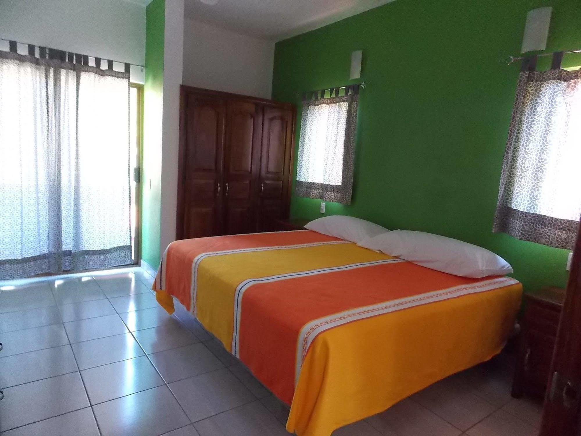 Bahia Barra de Navidad