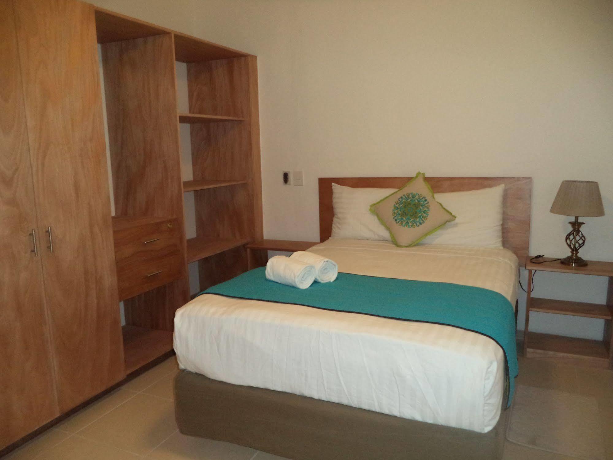 Am Amakal & Park Santa Cruz Huatulco