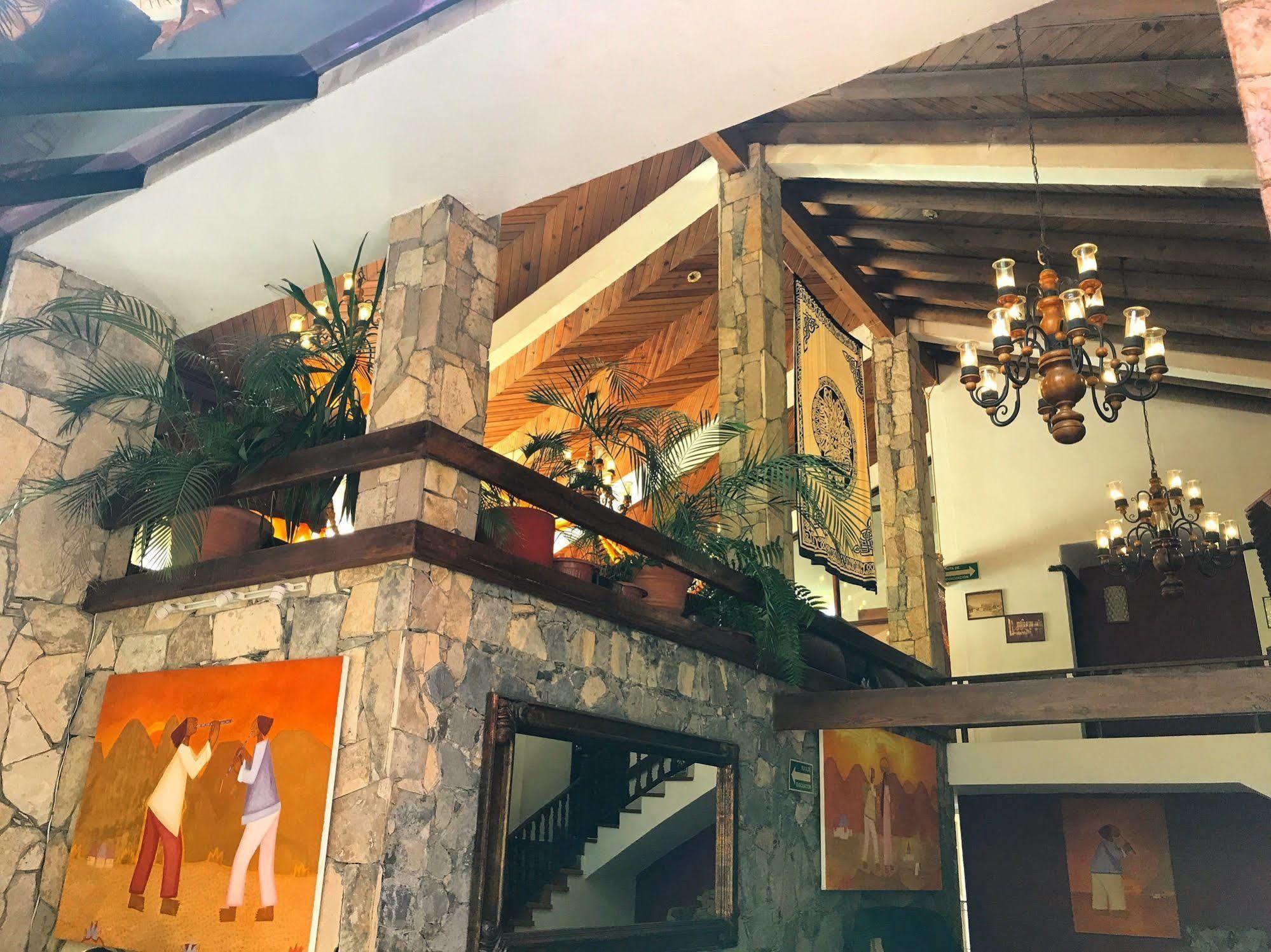 Hotel Chipinque 3*