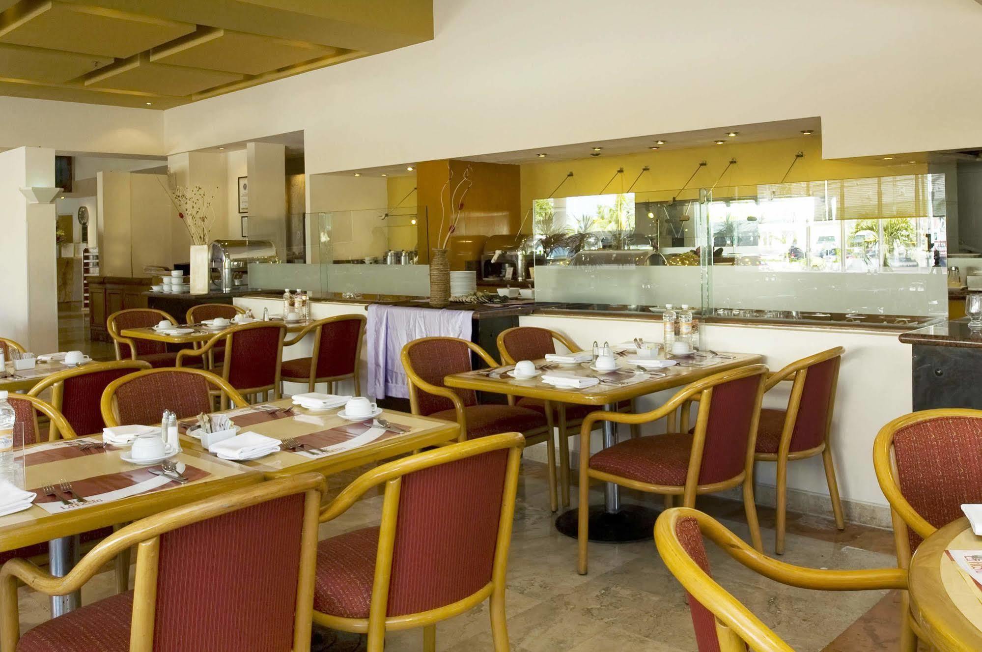 Hotel Fiesta
