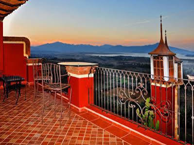 Porton Del Cielo Hotel