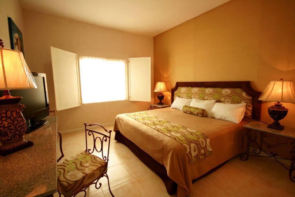 Zar Mochis Hotel