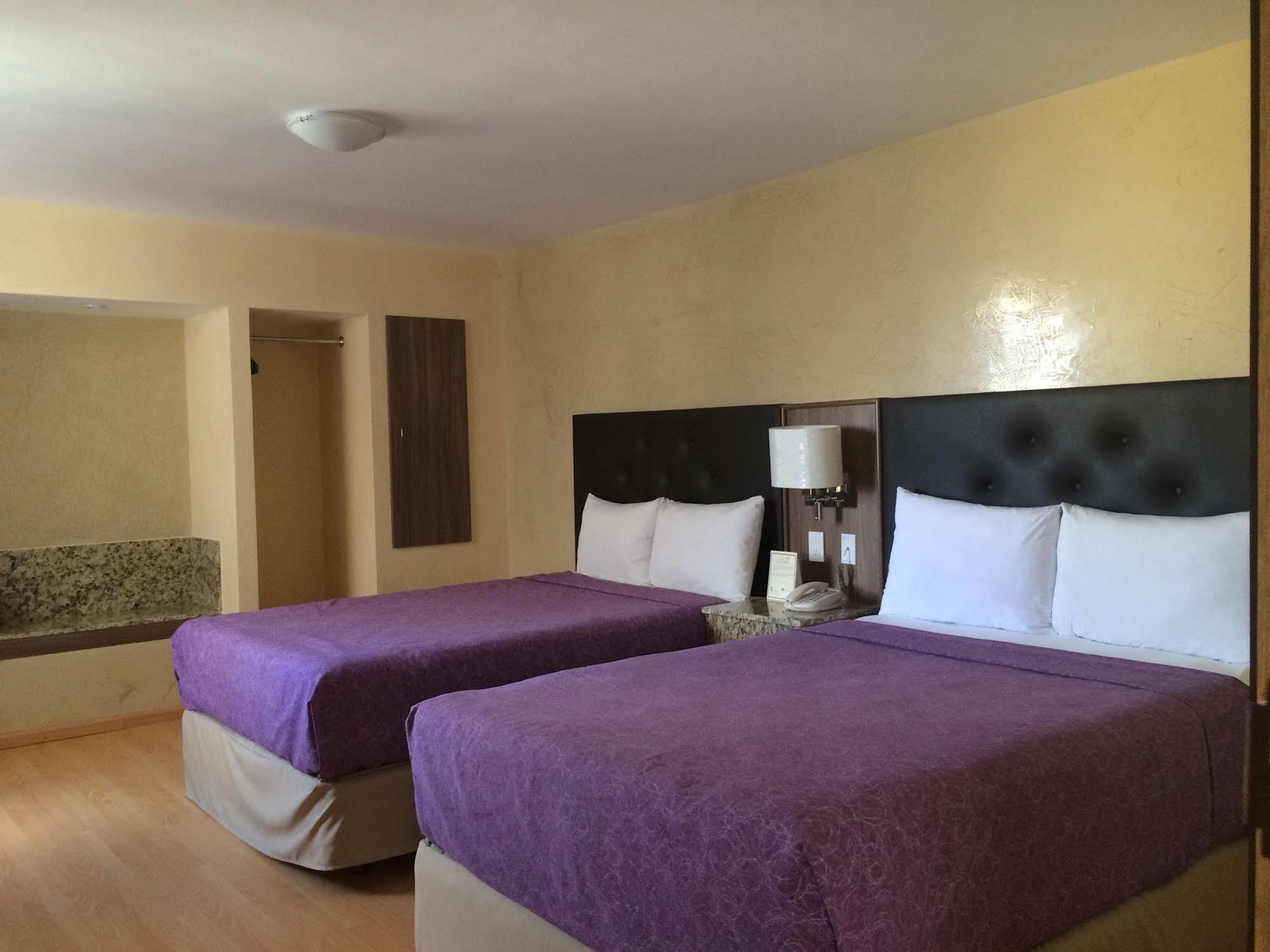Castropol 3* Mexico City