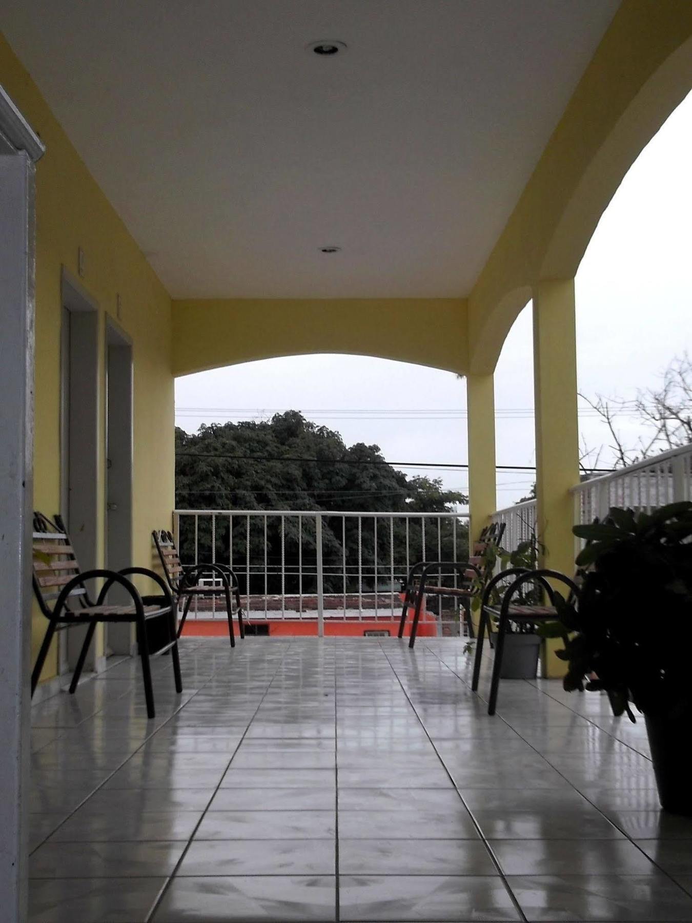 Olivos 3*
