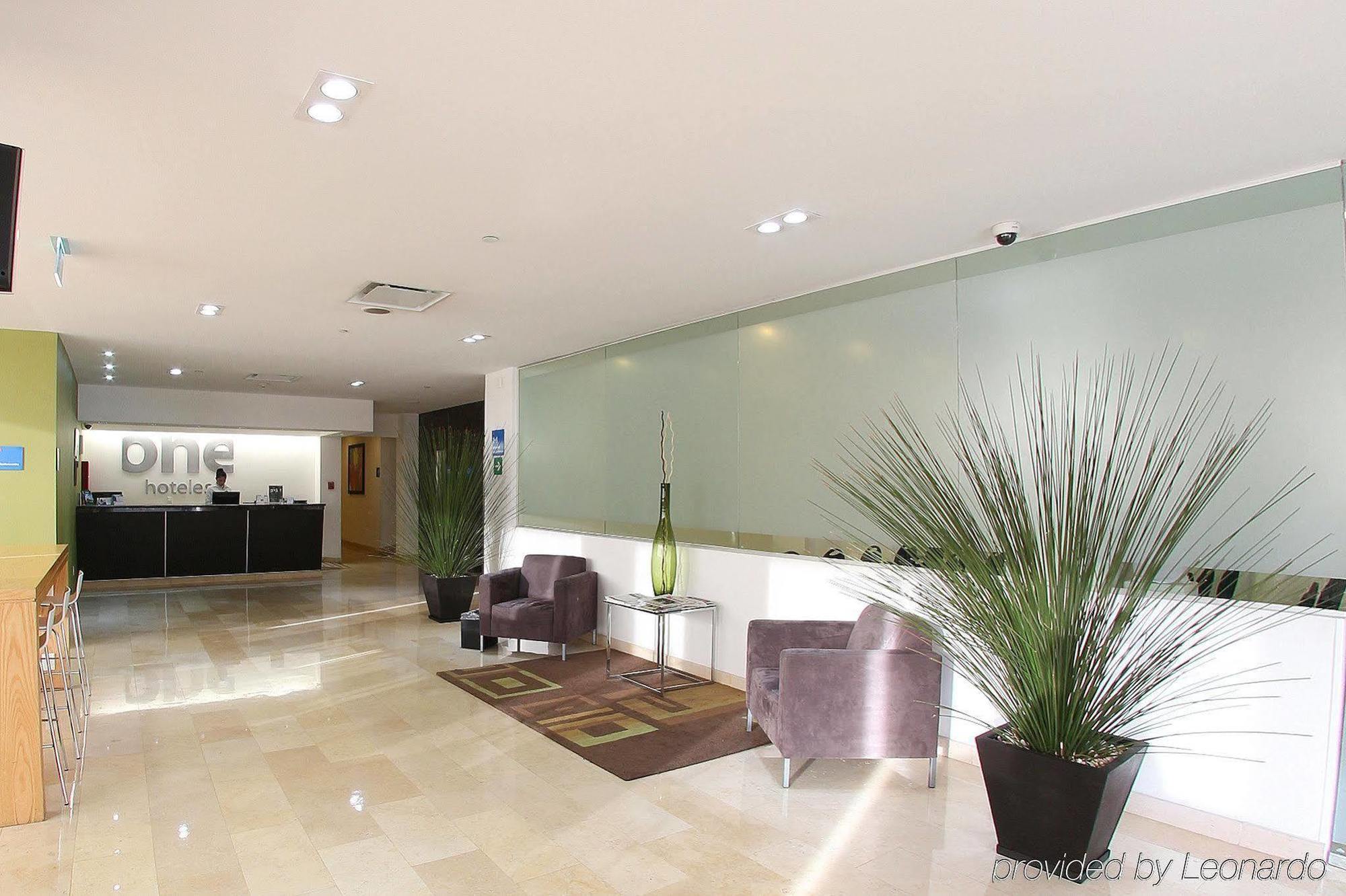 Hotel One Forum 3*
