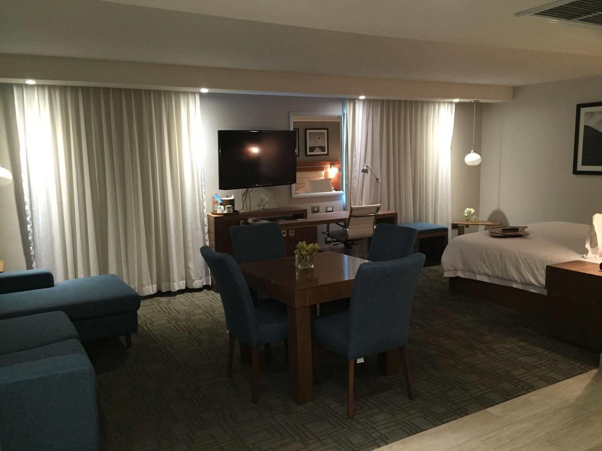 Hampton By Hilton Hotel Hermosillo