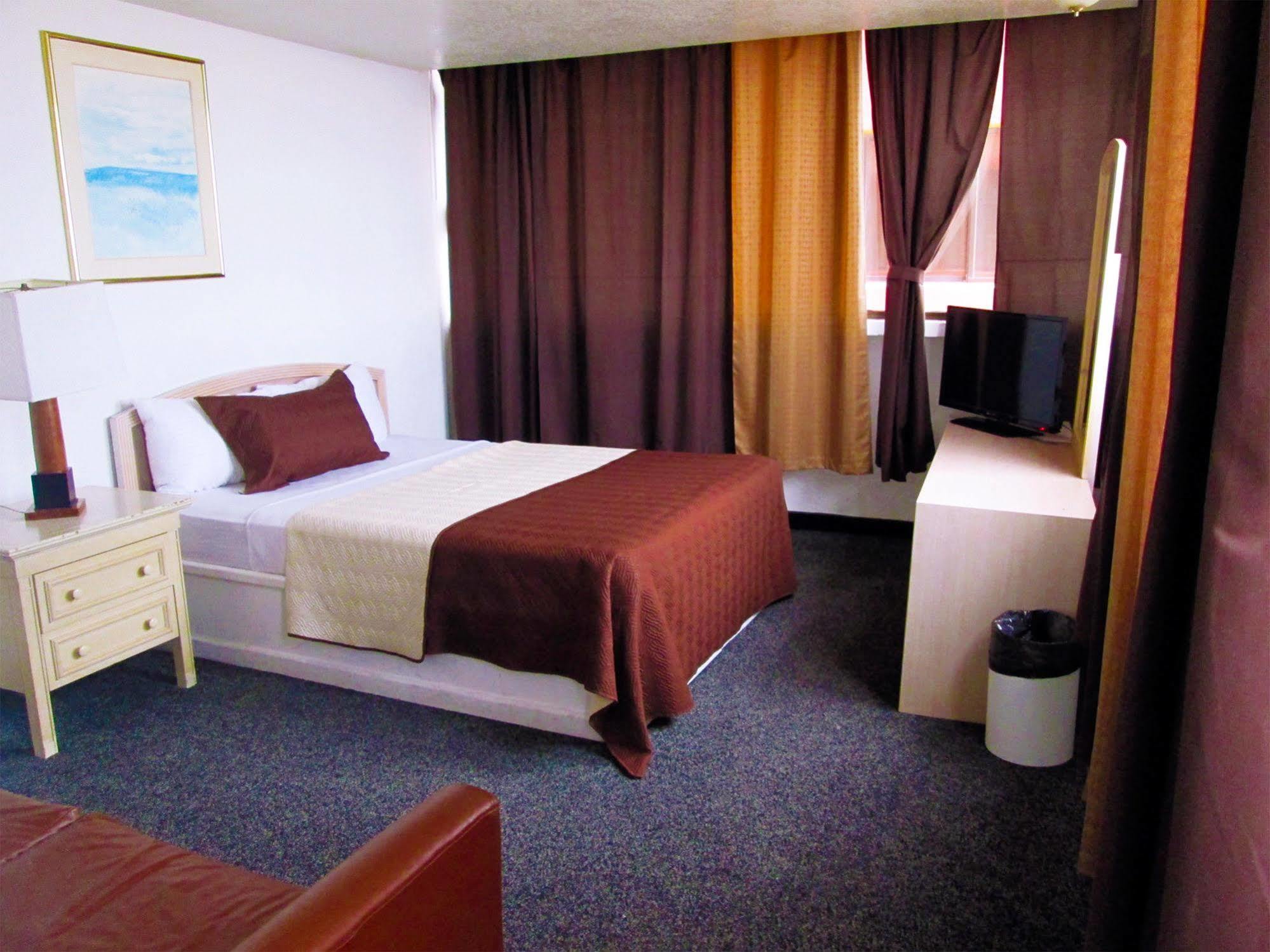 Corona Plaza Hotel Rosarito