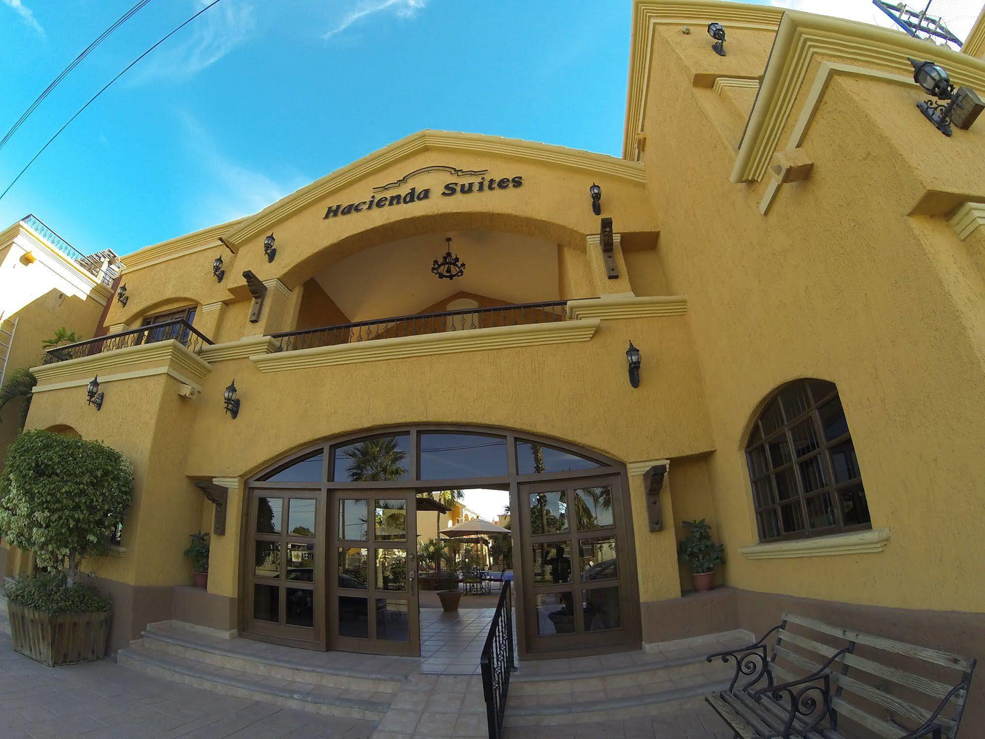 Hotel Hacienda Loreto 3*
