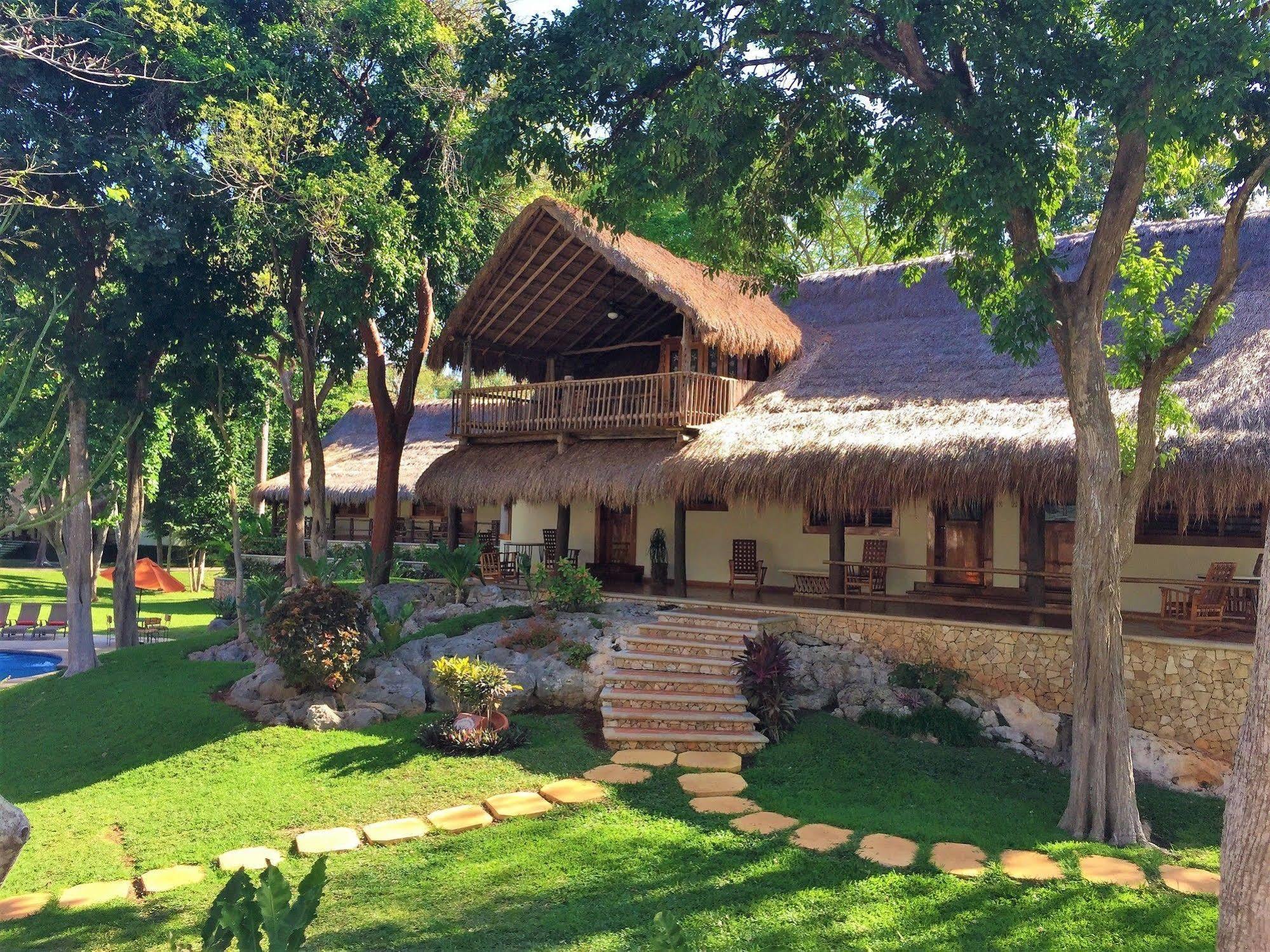 Lodge The At *