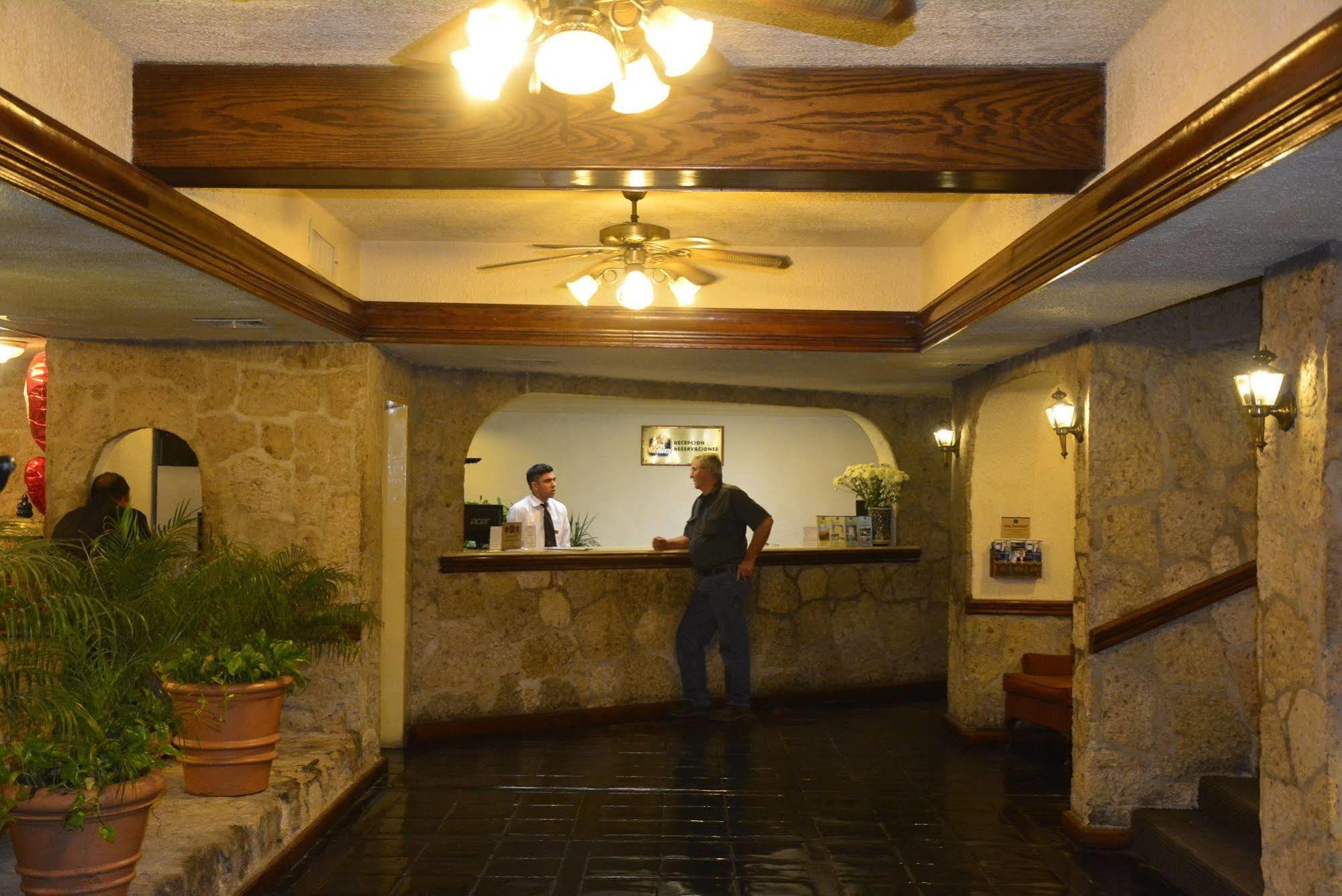 Western Del Rio Hotel