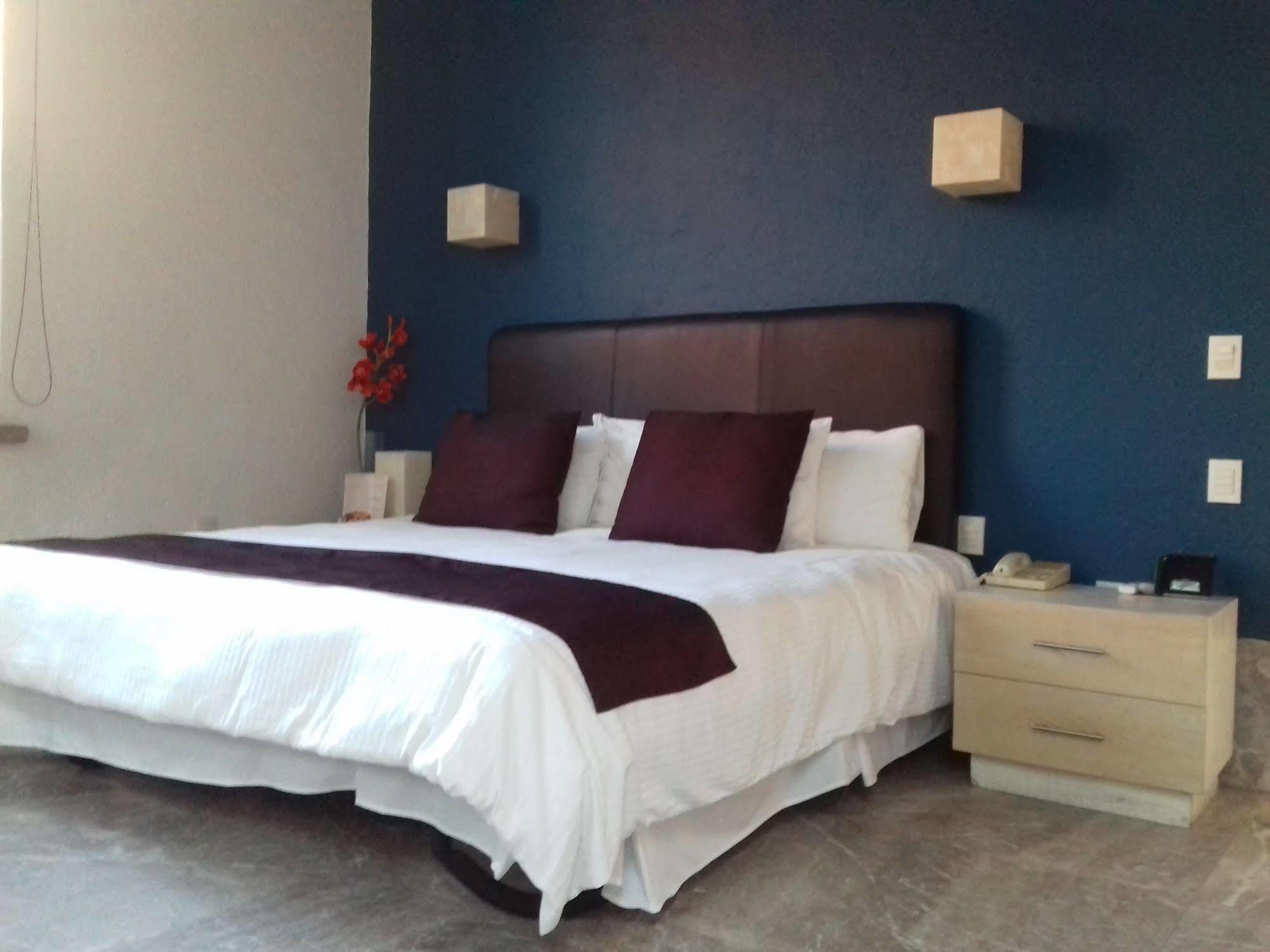 & Dona Urraca Hotel
