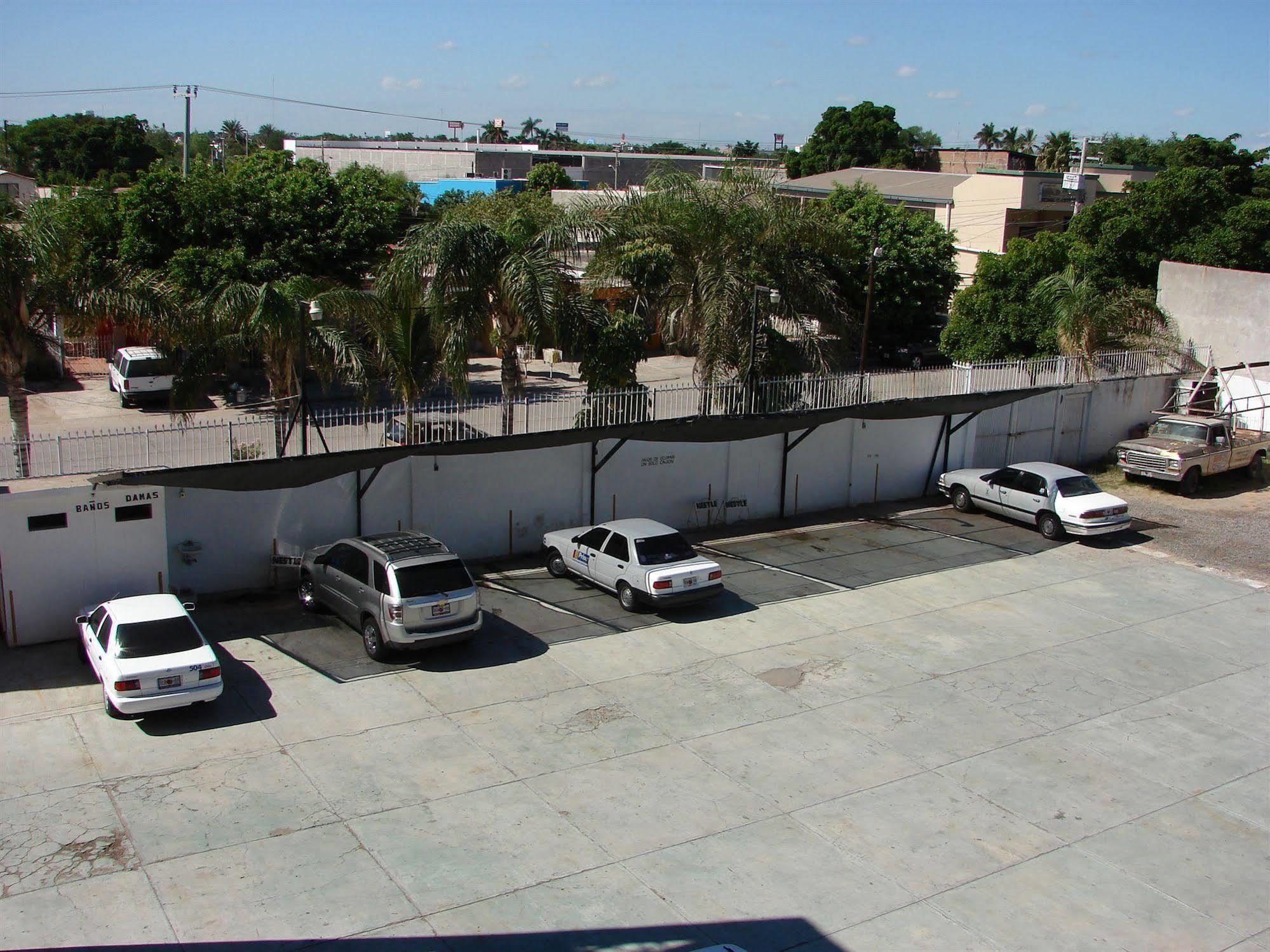 Fuentes 3* Los Mochis