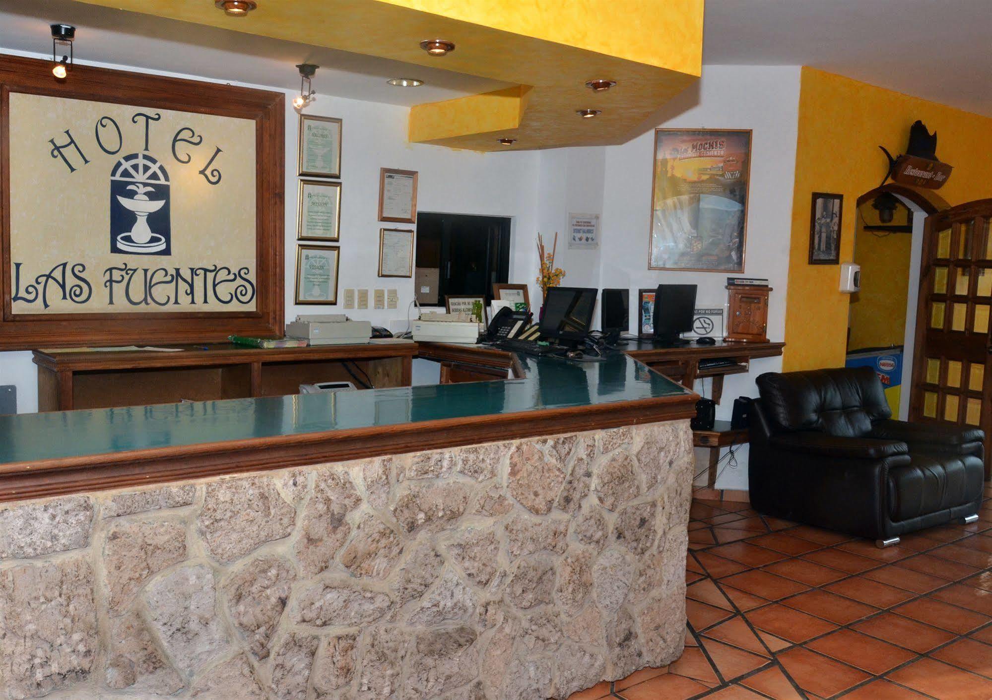 Fuentes 3*