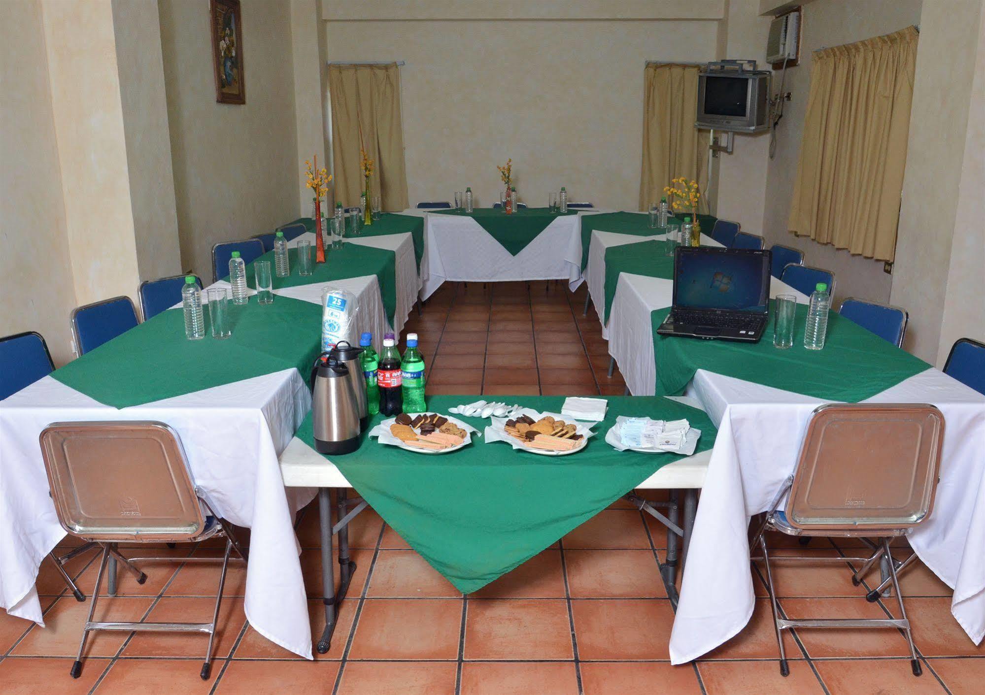 Fuentes Hotel 3*