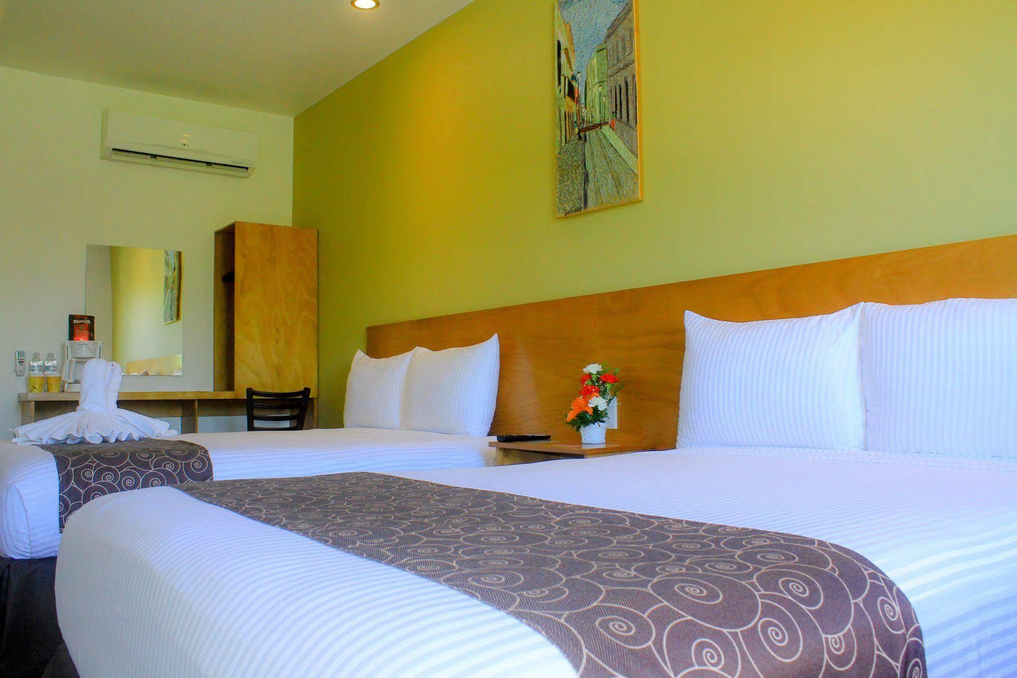 Hotel Am Y Plaza