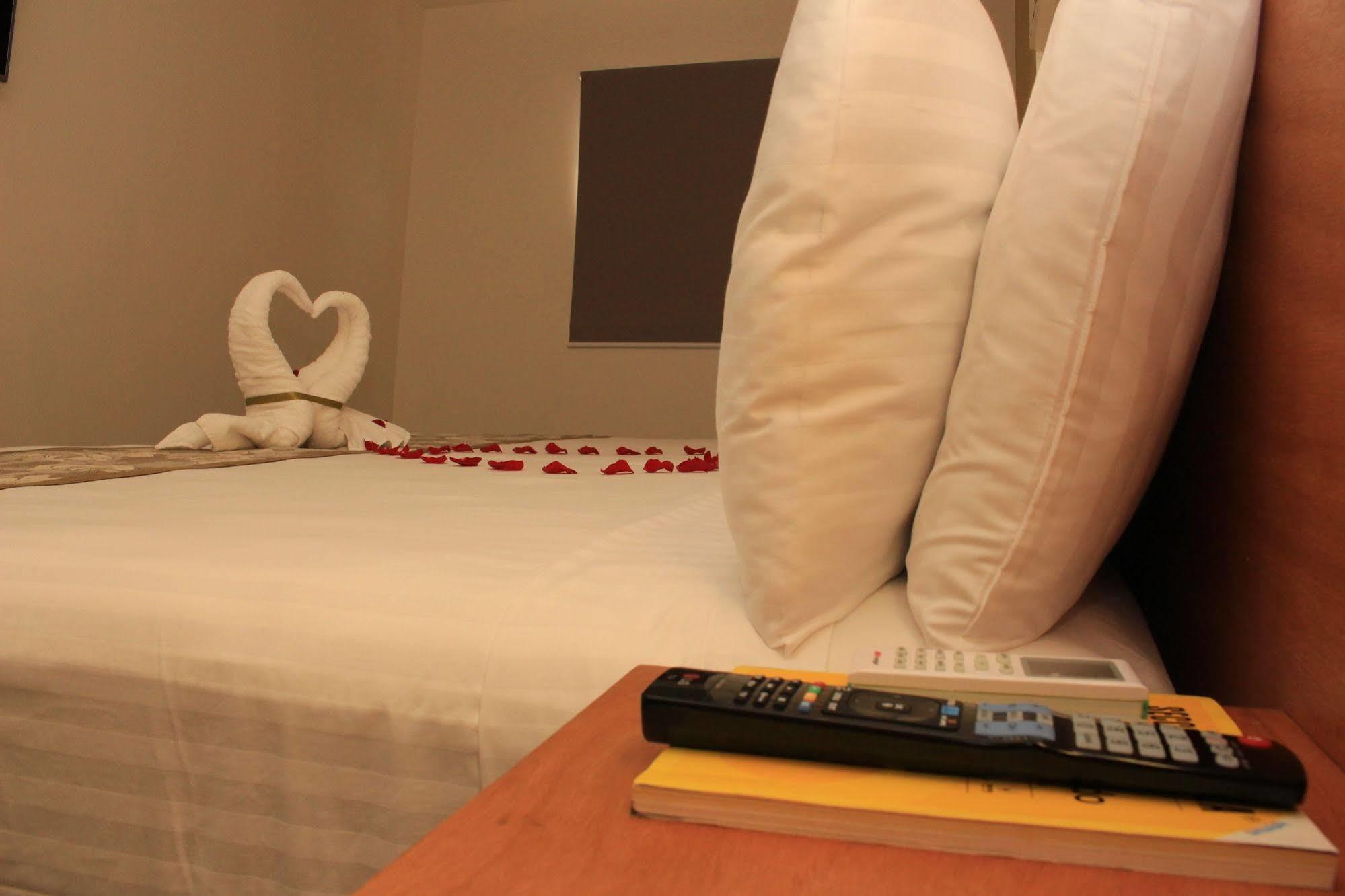 Hotel Am Y Plaza