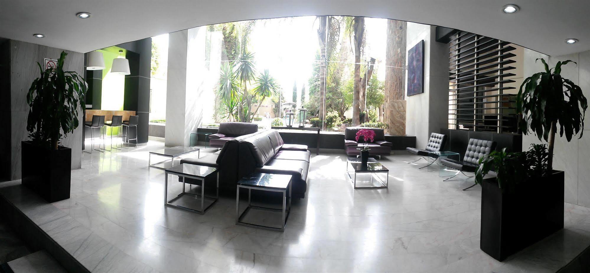 Panorama 4*