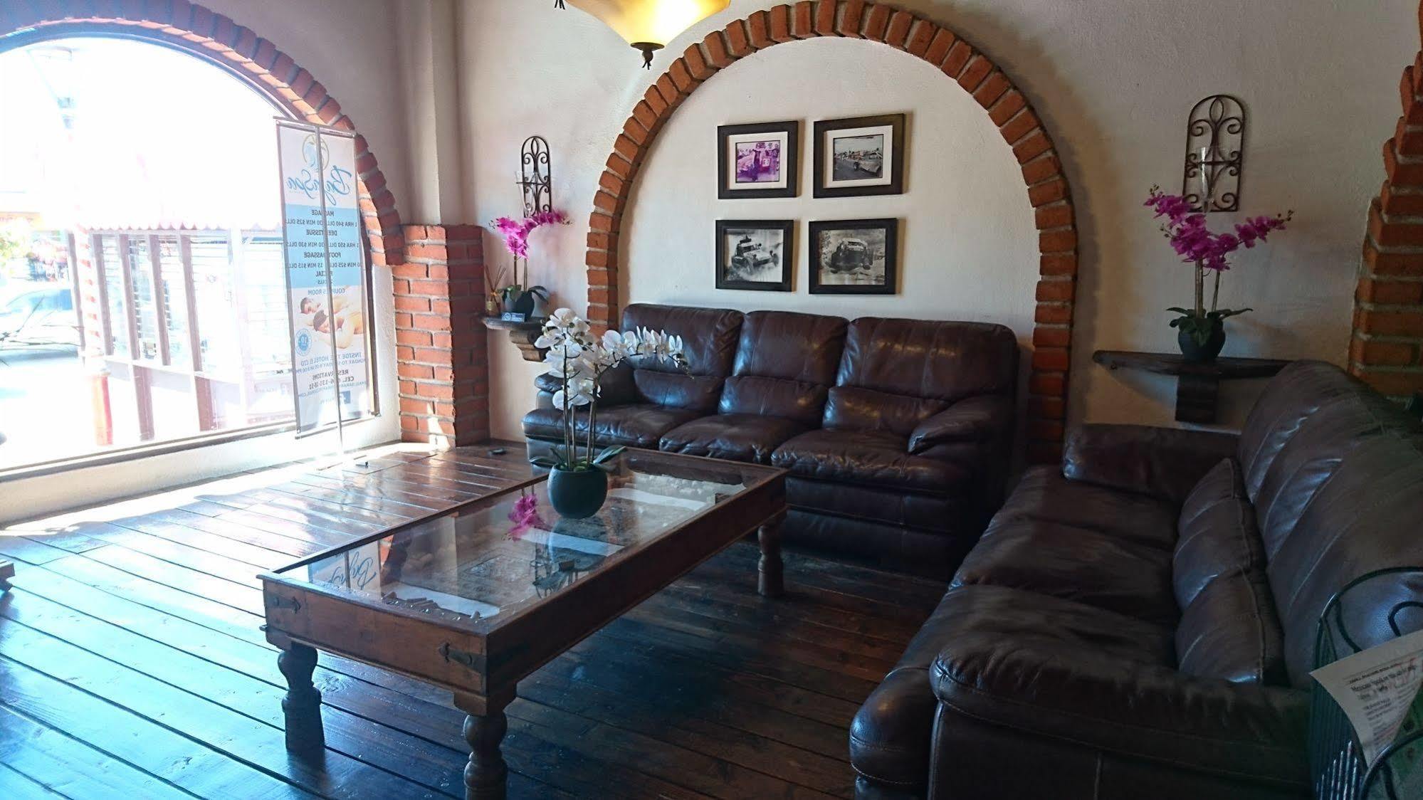 Western El Cid Hotel 3*