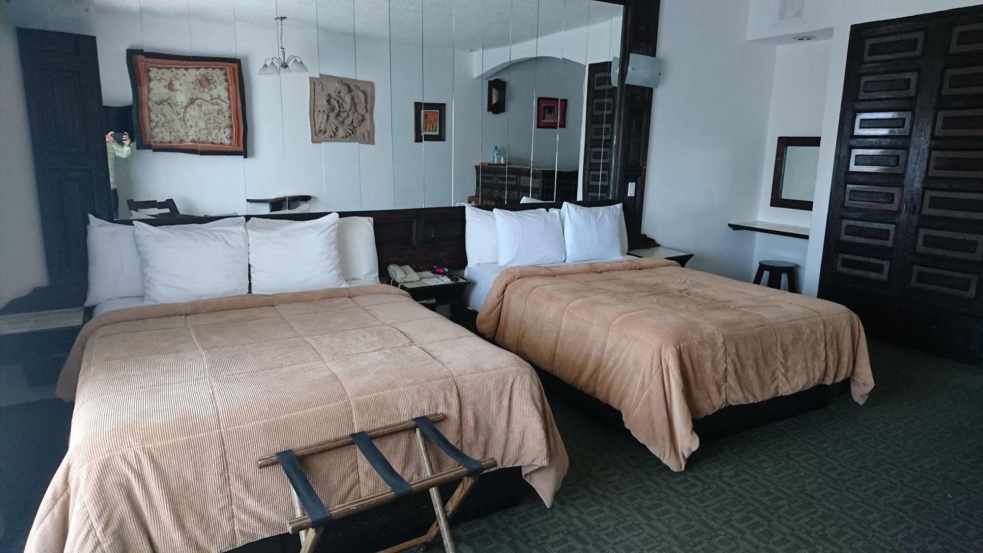 Western El Cid 3*