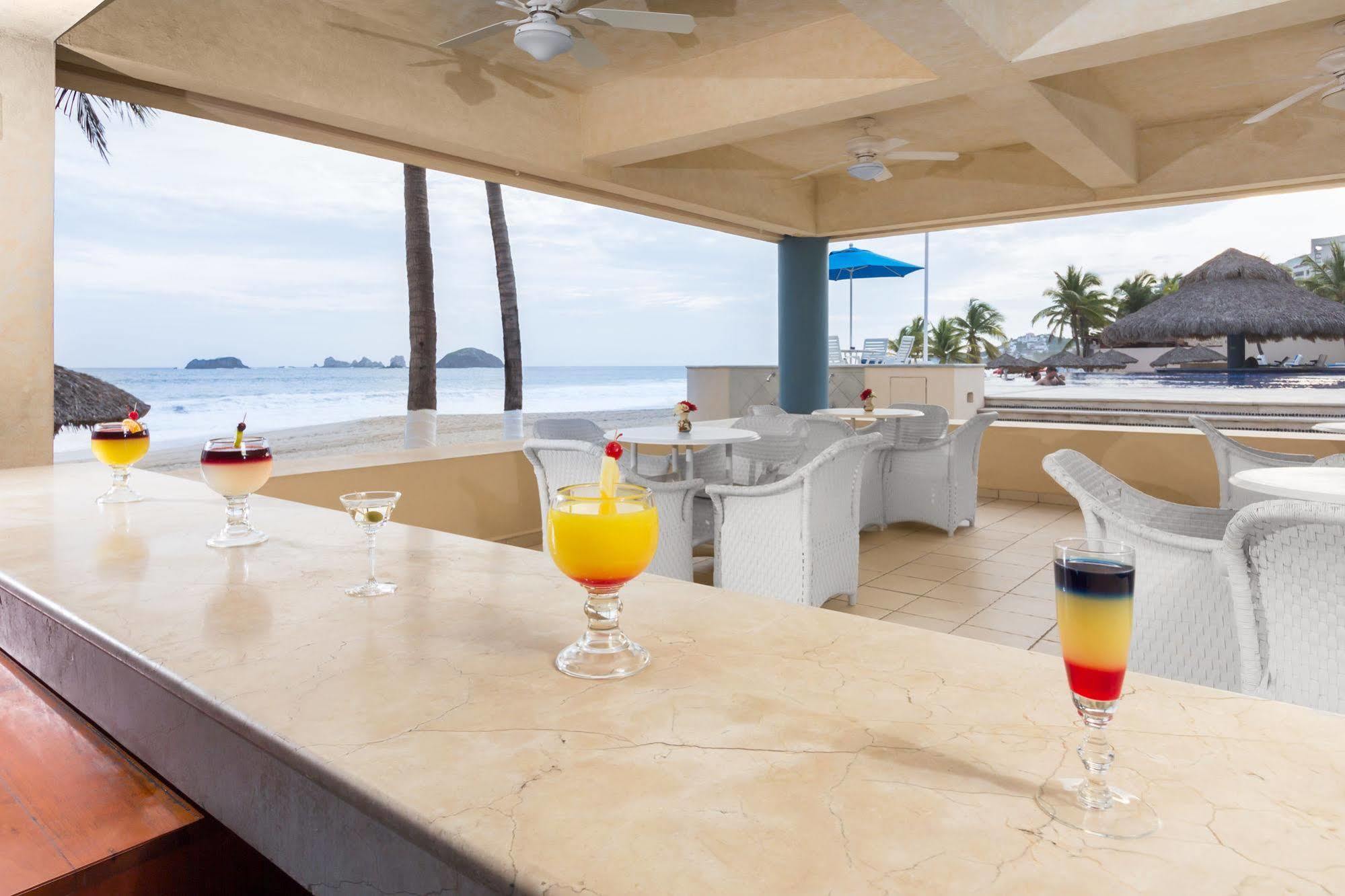 Real Ixtapa Hotel
