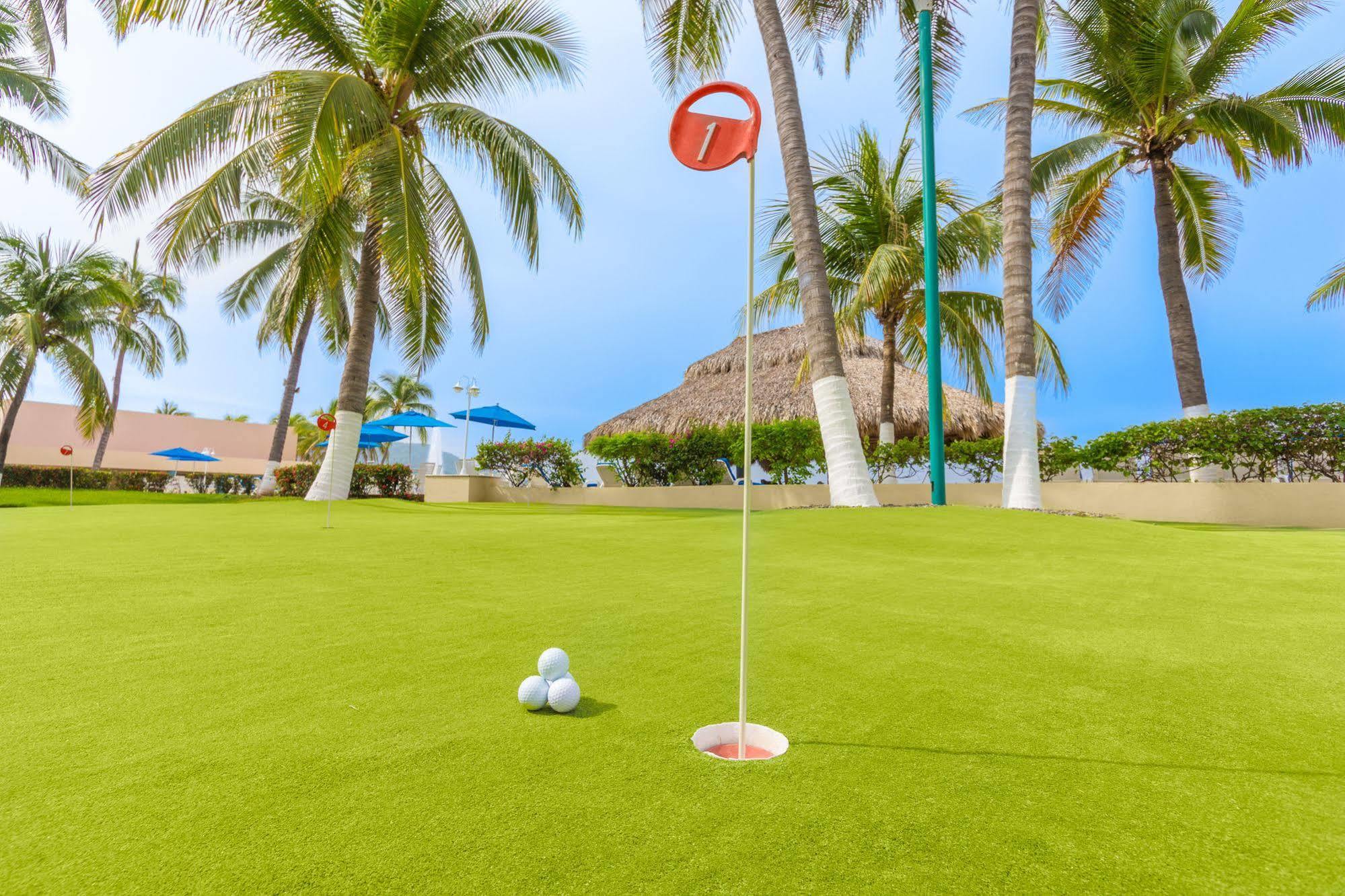 Real Ixtapa Hotel