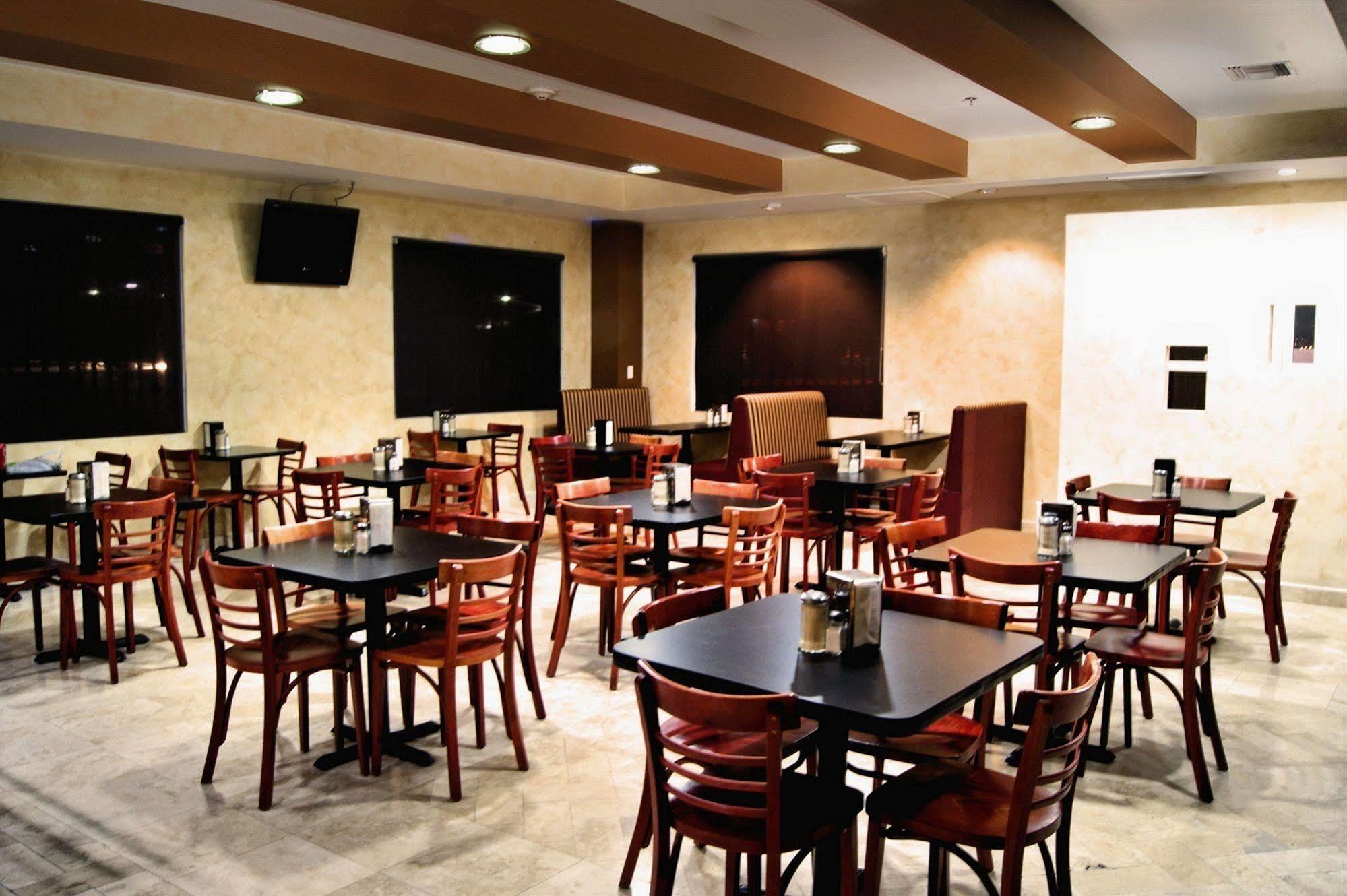 Hotel Conquistador By Us Consulate 3*